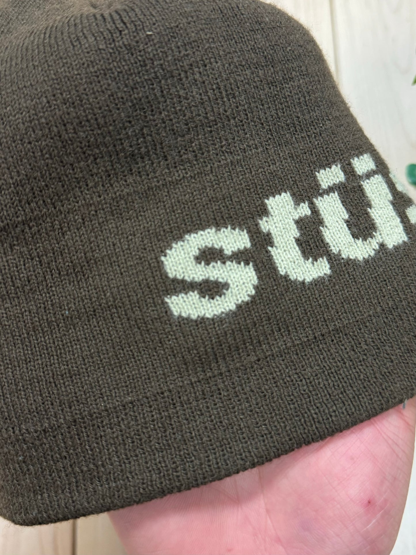 Stussy 2000s Logo Brown/Cream Ribbed Beanie