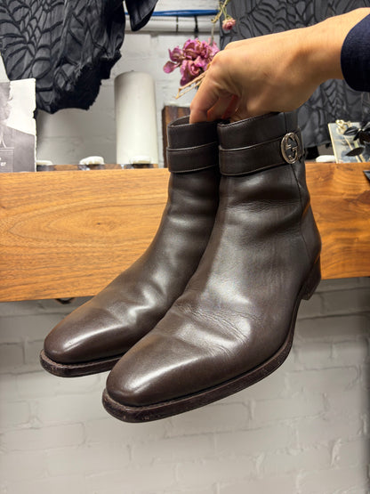 Gucci ‘GG Interlock Buckle’ Pointed Toe Leather Chelsea Boots