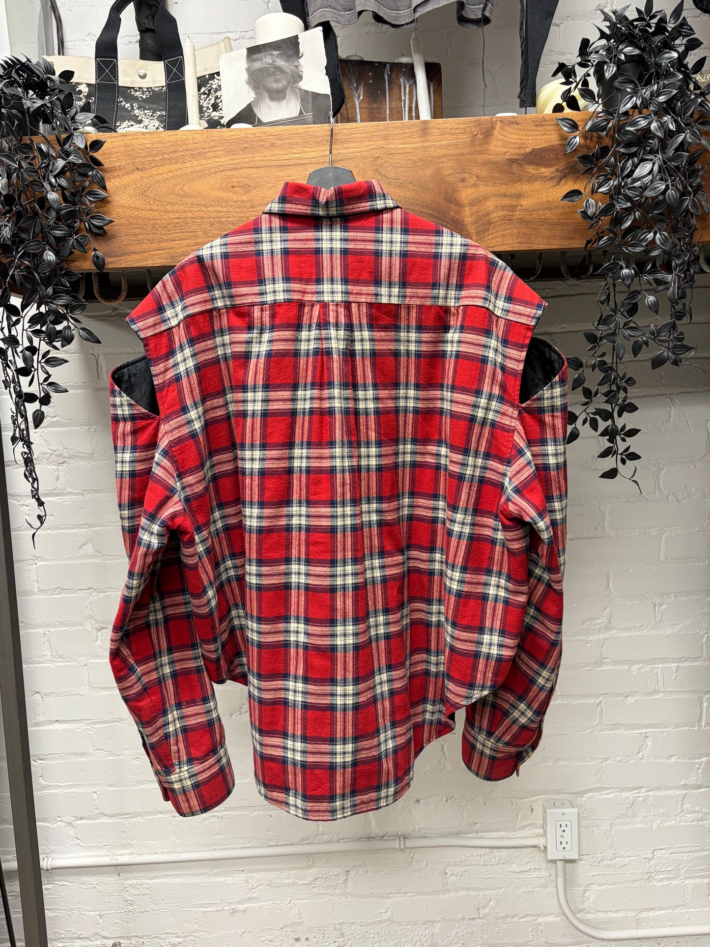AW2017 Vetements ‘Detached Sleeve’ Flannel with Quilted Interior Liner