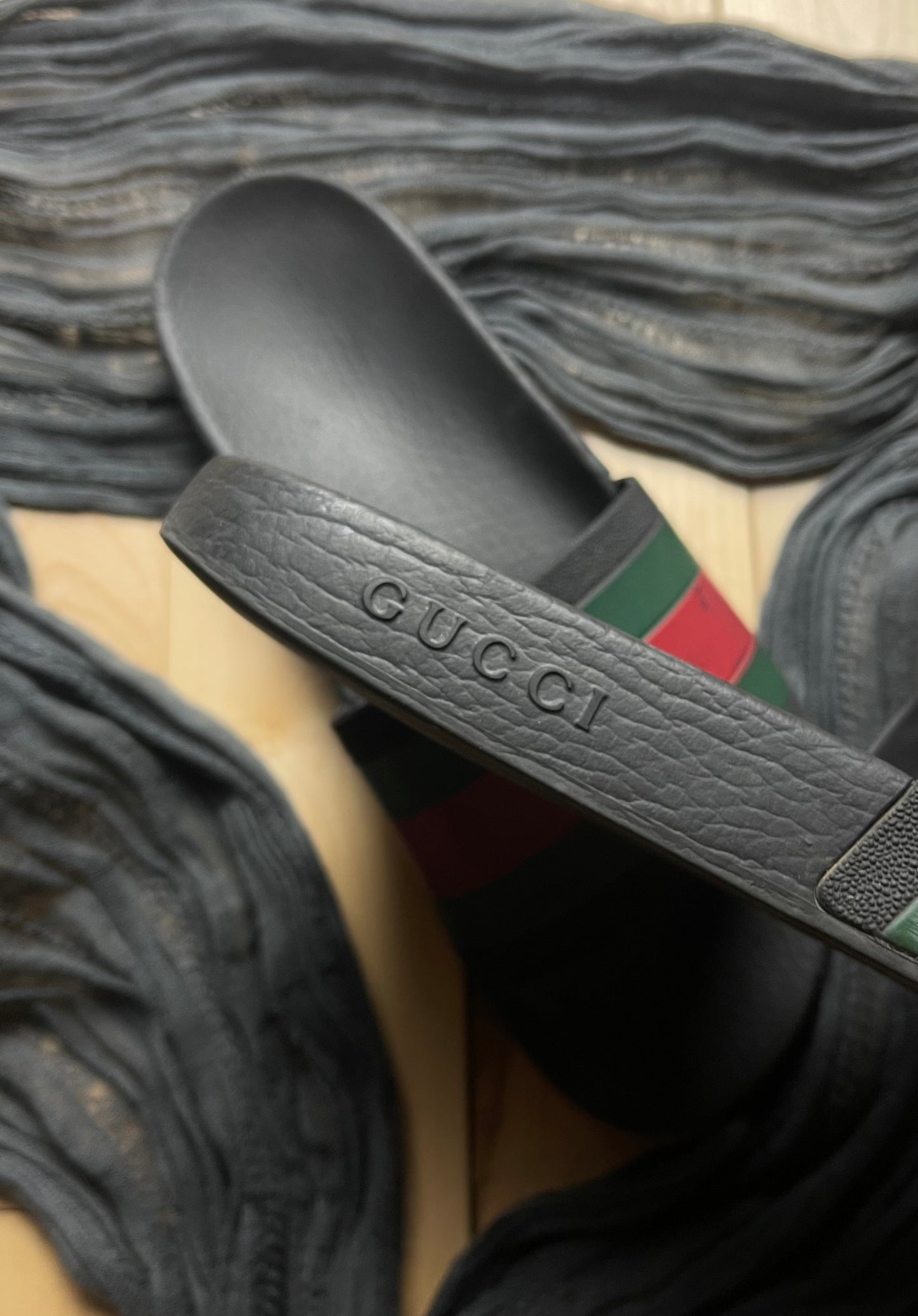 Gucci Classic Red/Green Stripe Slides