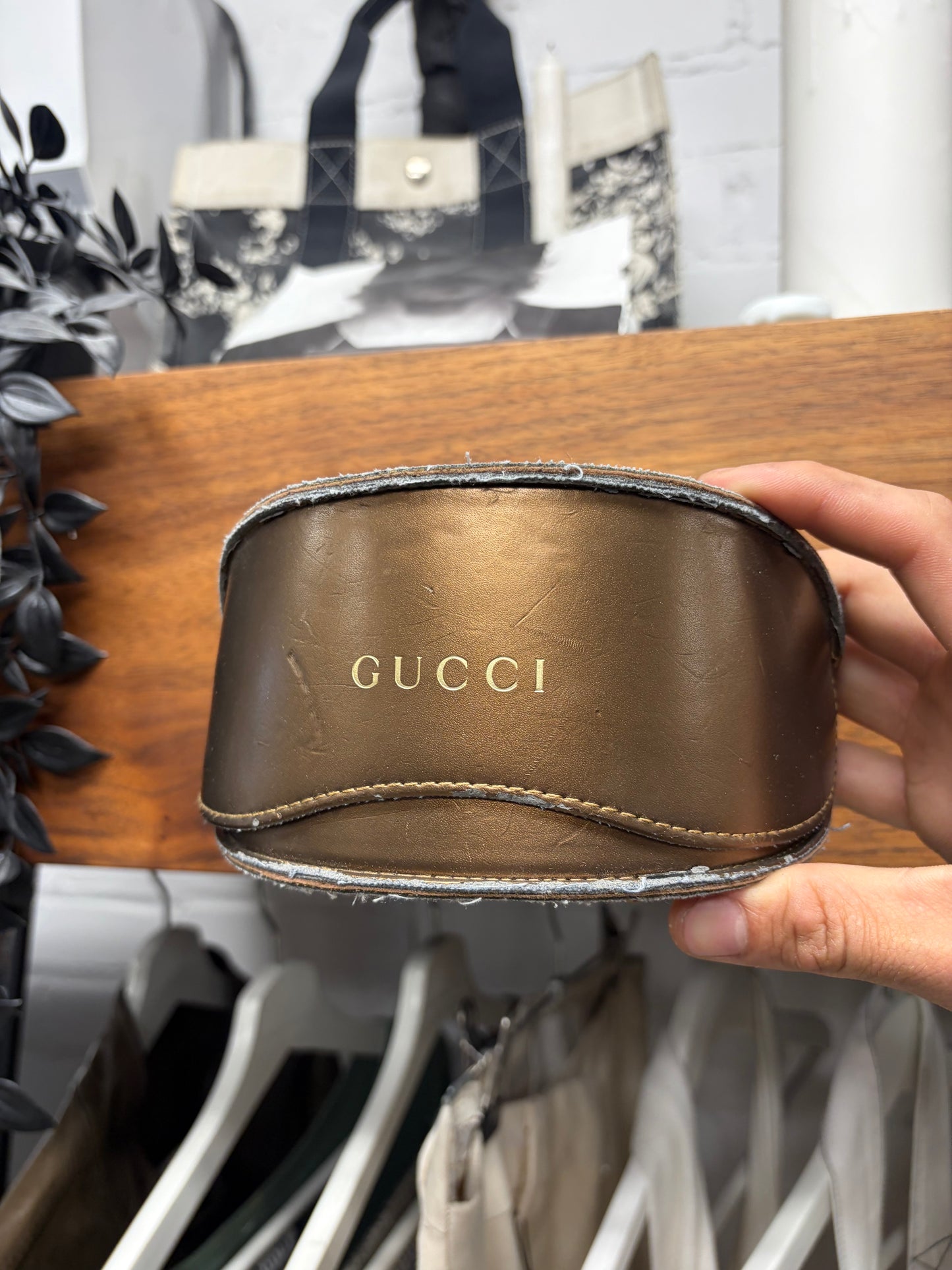 Gucci Translucent Pink ‘Horsebit’ Rounded Shape Sunglasses