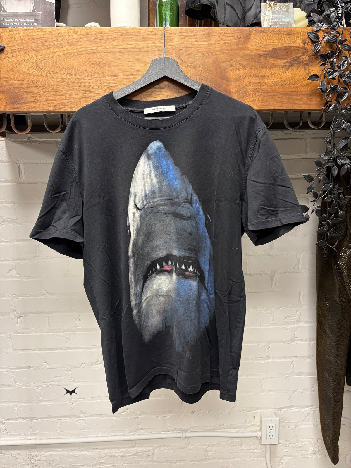 SS2016 Givenchy by Ricardo Tisci ‘Shark’ Black Graphic T-Shirt