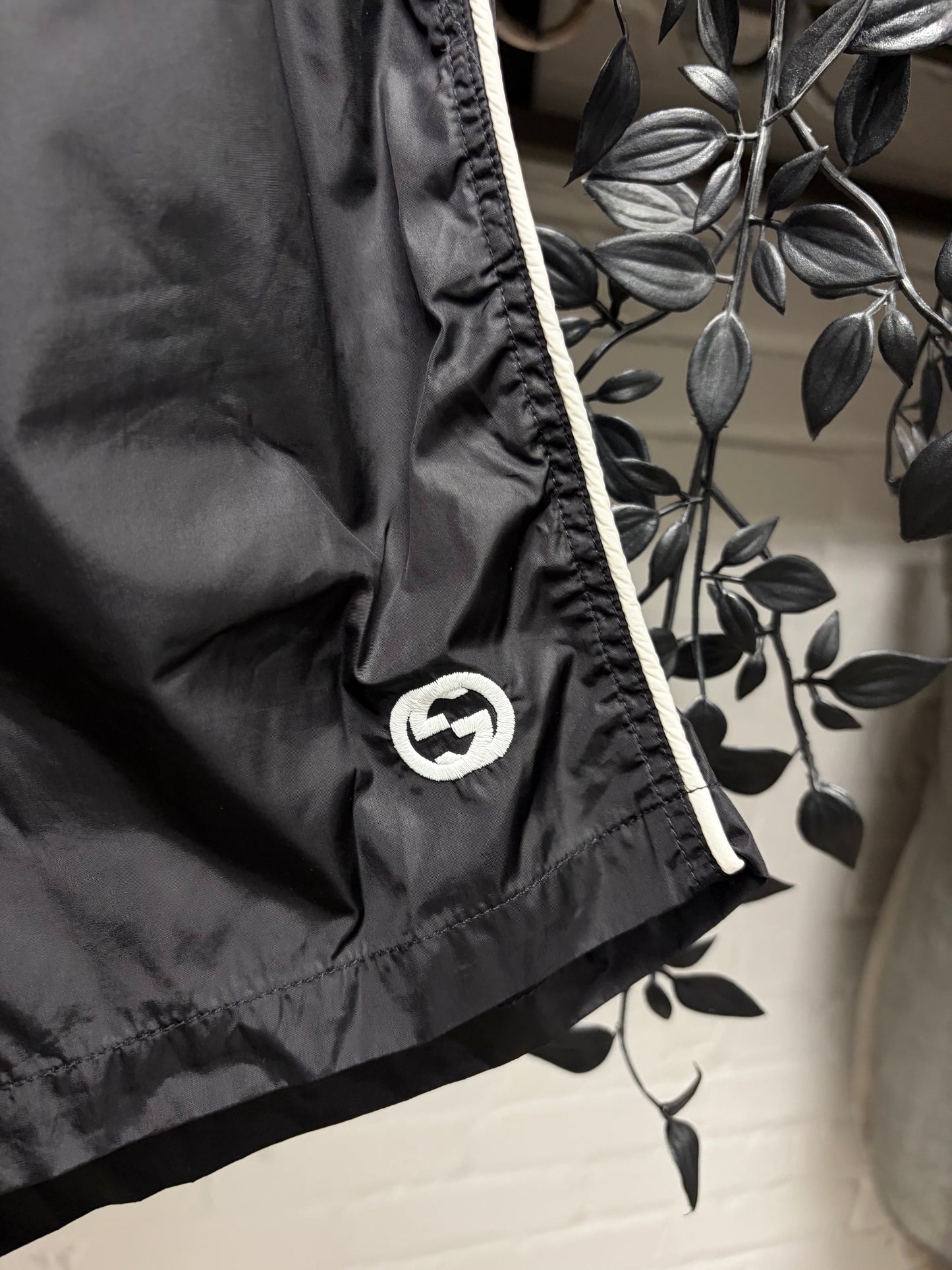 2000s Gucci Striped ‘GG Interlock Logo’ Lined Black Swim Shorts
