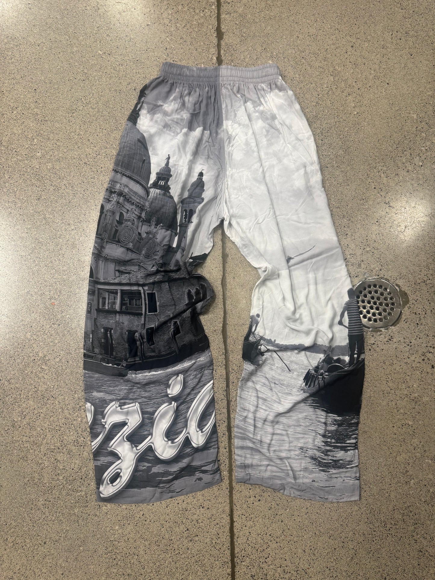 2020 Balenciaga 'Paradise' Wide
Leg Sweatpants