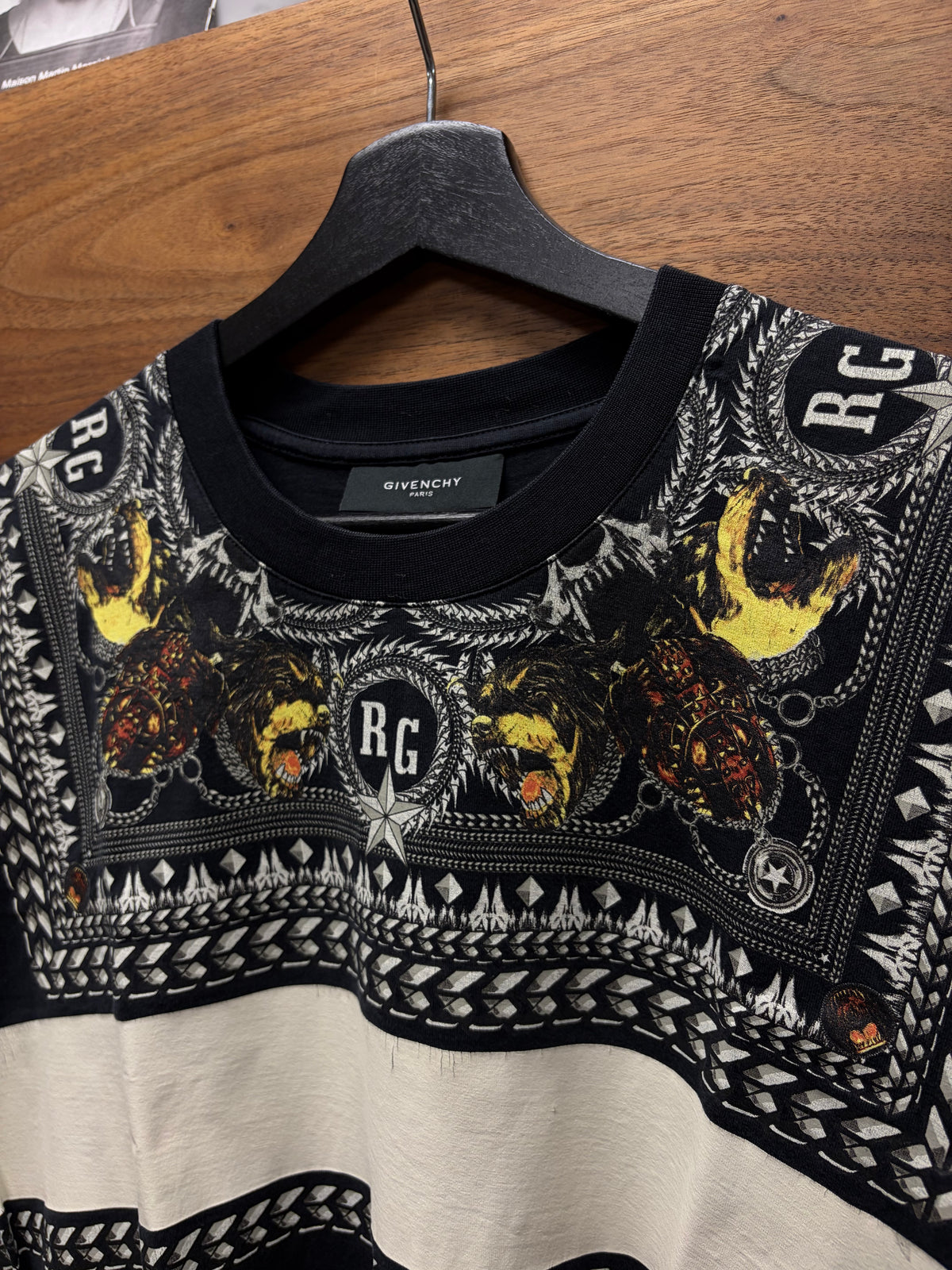 AW2011 Givenchy by Ricardo Tisci ‘Rottweiler Crest’ Striped Black Graphic T-Shirt