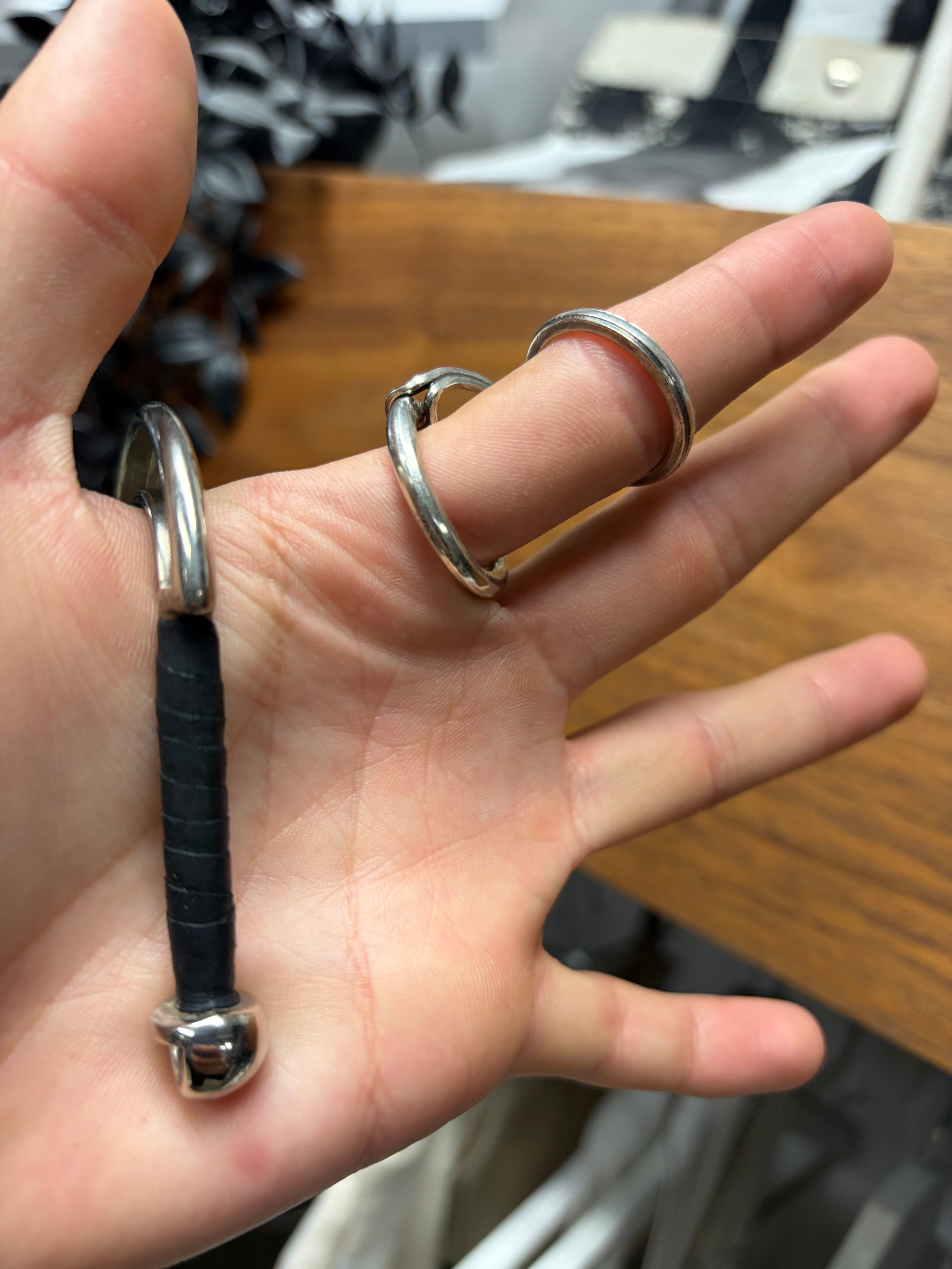 Gareth Pugh 'Scythe' Silver Tone/Leather Hook Ring – Alex Maxamenko