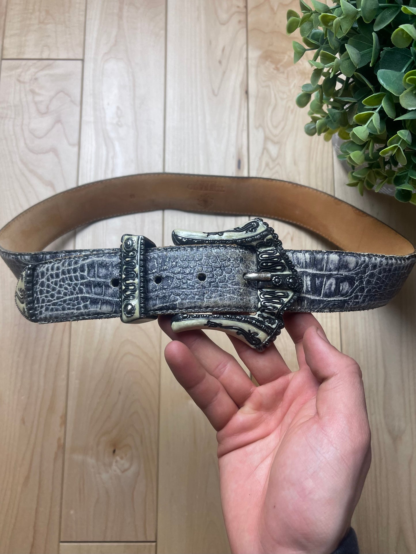 Tornado Mart Snakeskin Leather Gray Western Buckle Belt