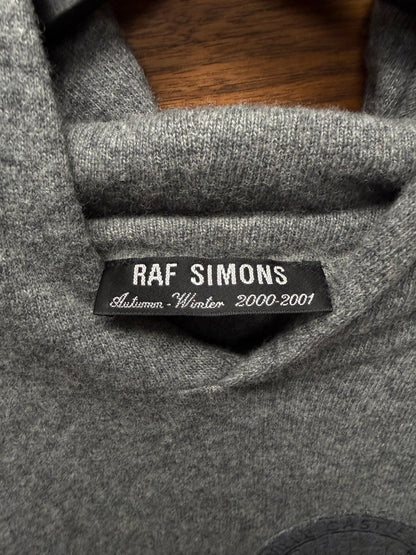 AW2000 Raf Simons ‘Confusion’ Collegiate Patch Grey Wool Sweater