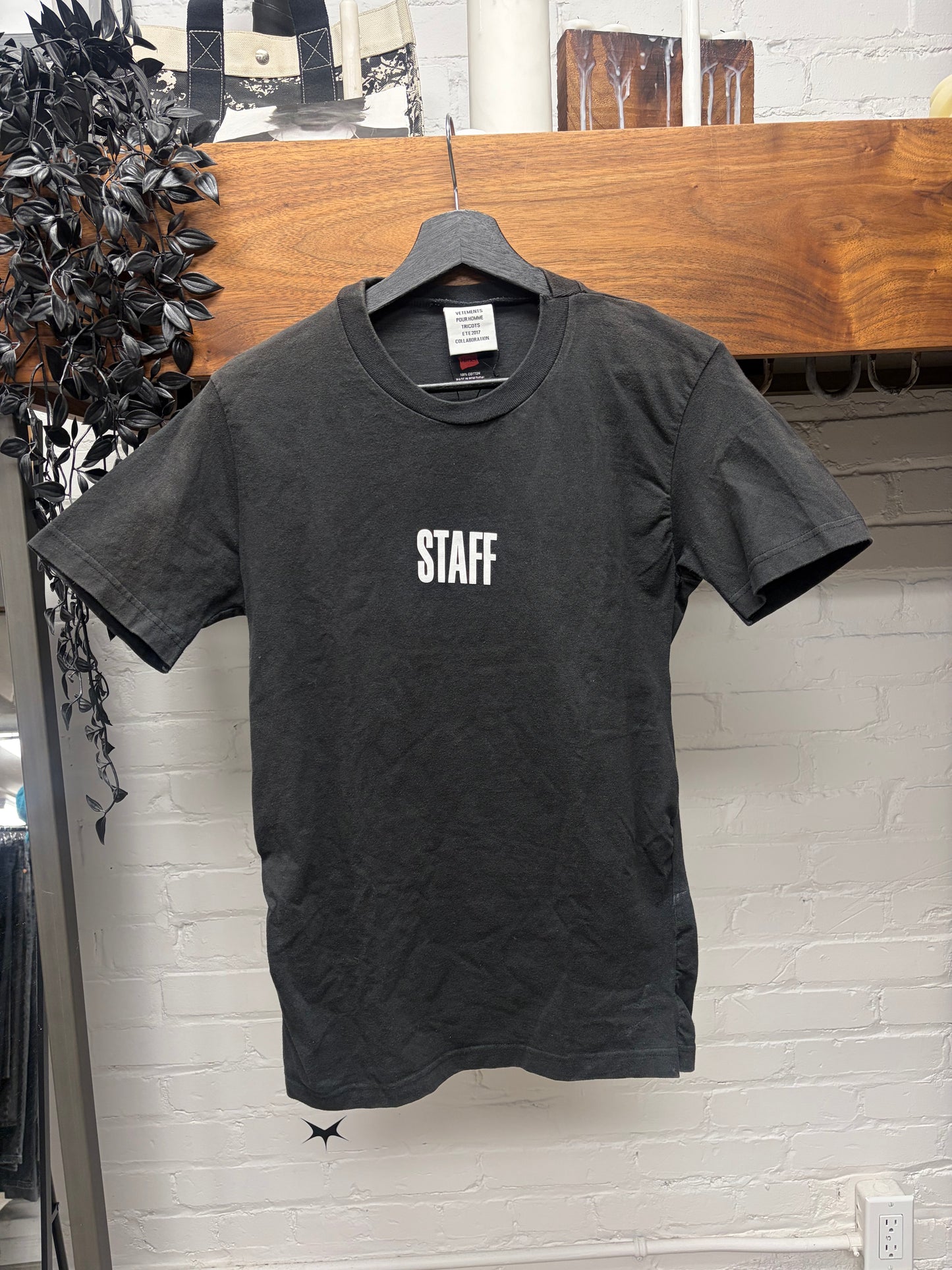 SS2017 Vetements x Hanes ‘Metal Tour’ Short Sleeve Shirt