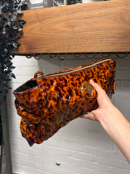 Gucci ‘Hysteria’ Leopard Print Enamel Clutch Bag
