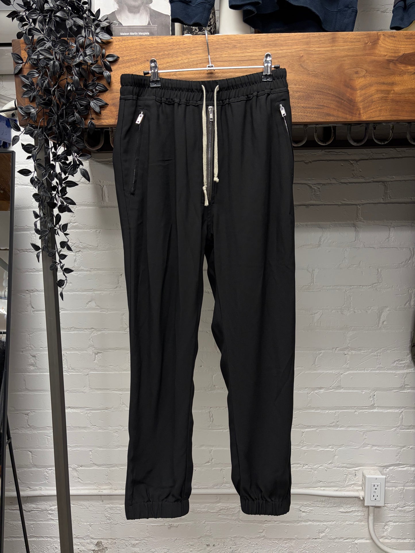SS2022 Rick Owens ‘Fogachine’ Black Relaxed Fit Jogger Pants