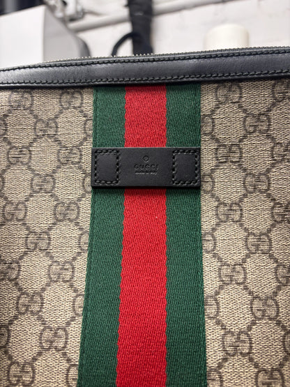 Gucci ‘GG Web Supreme’ Canvas Monogram Flat Messenger Bag
