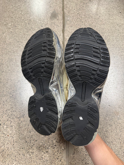 Raf Simons ‘Mirrored’ Silver/Cream Ozweegos Low Top Sneakers
