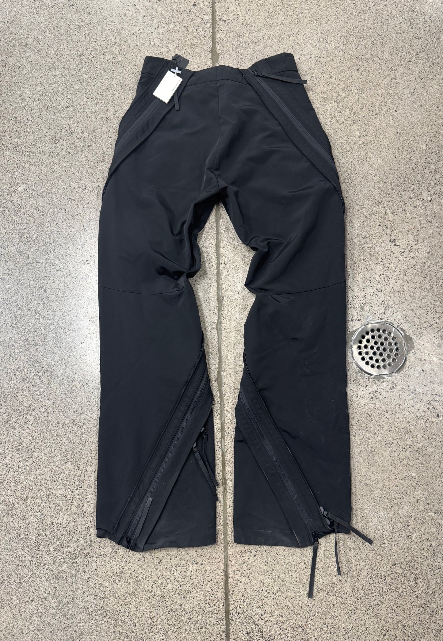 Post Archive Fashion ‘Spiral Zip’ 4.0 Technical Pants