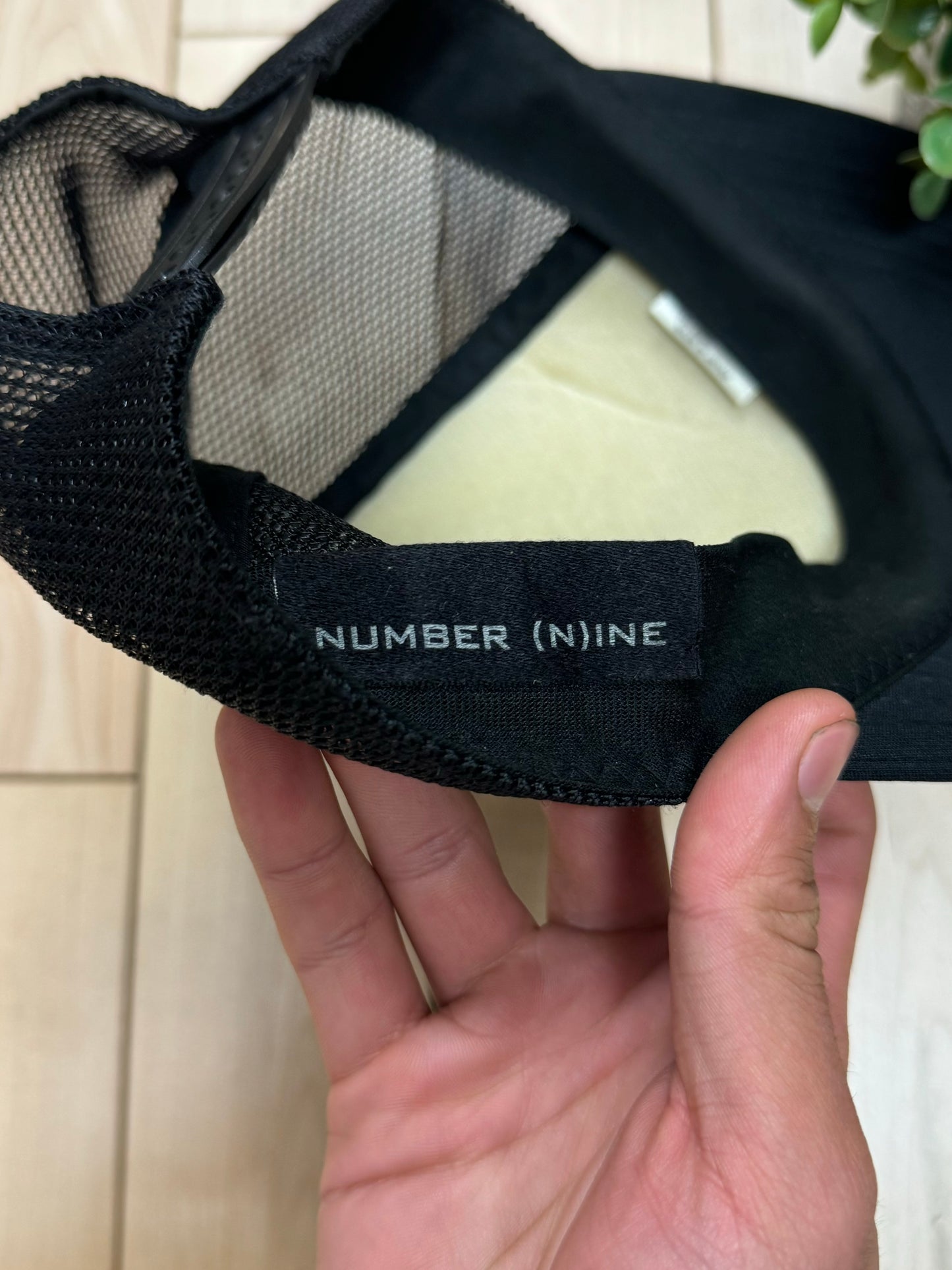 Number (N)ine ‘Shield Logo’ Black Mesh Trucker Hat