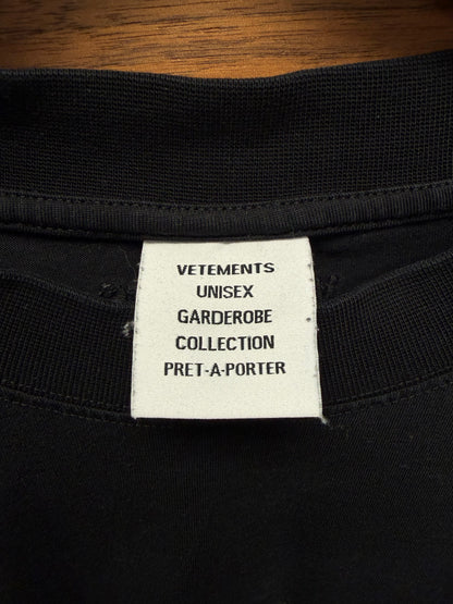 Vetements ‘Solidarity 4 Everyone’ Handshake Embroidered Black Oversized T-Shirt