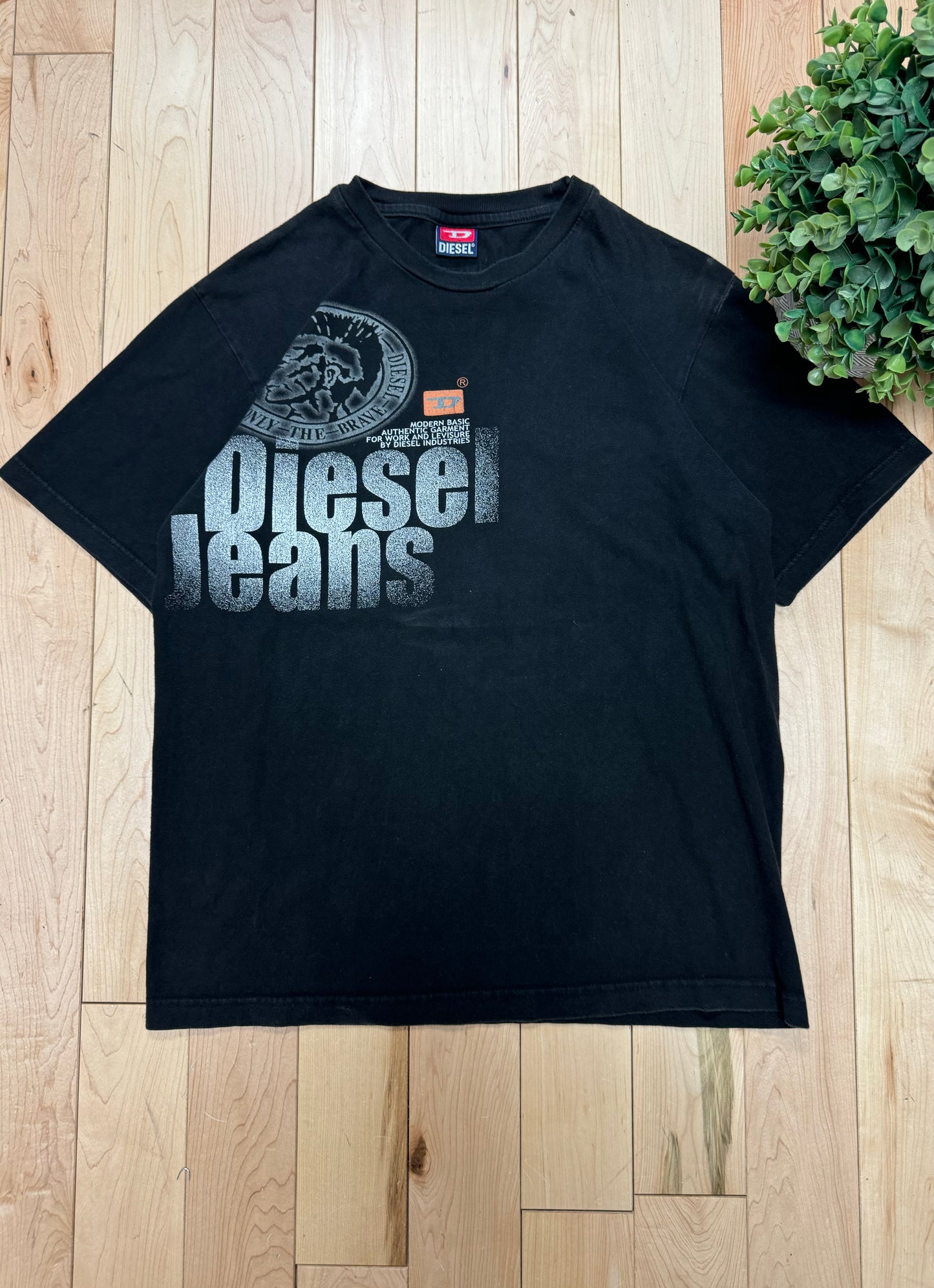 2000s ‘Diesel Jeans’ Black Graphic T-Shirt