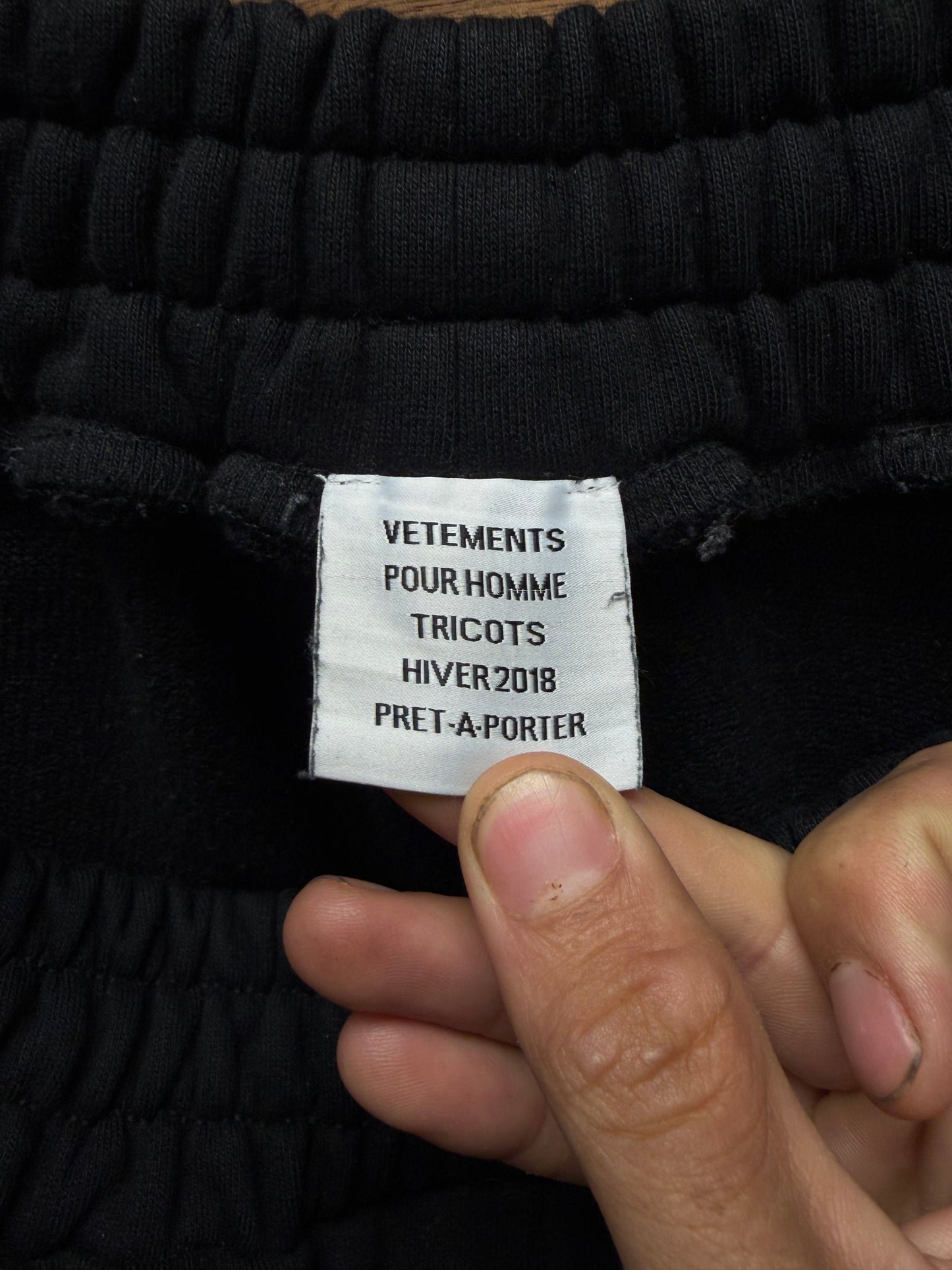 AW2018 Vetements ‘Baseball’ Embroidered Logo Wide Leg Black Sweatpants