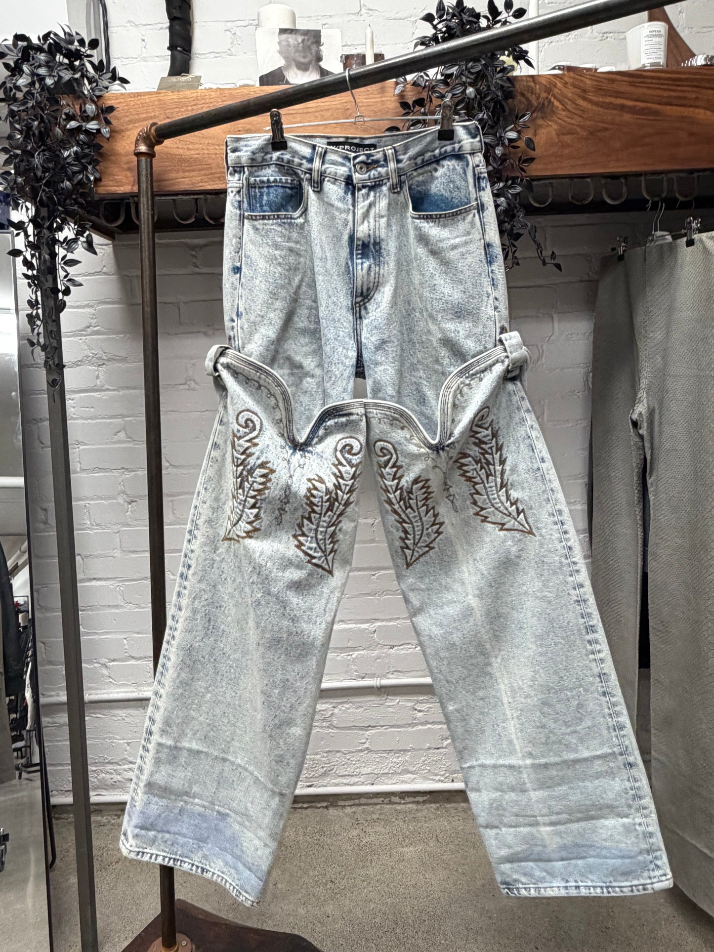 Y-Project ‘Cowboy’ Light Wash Detachable Denim