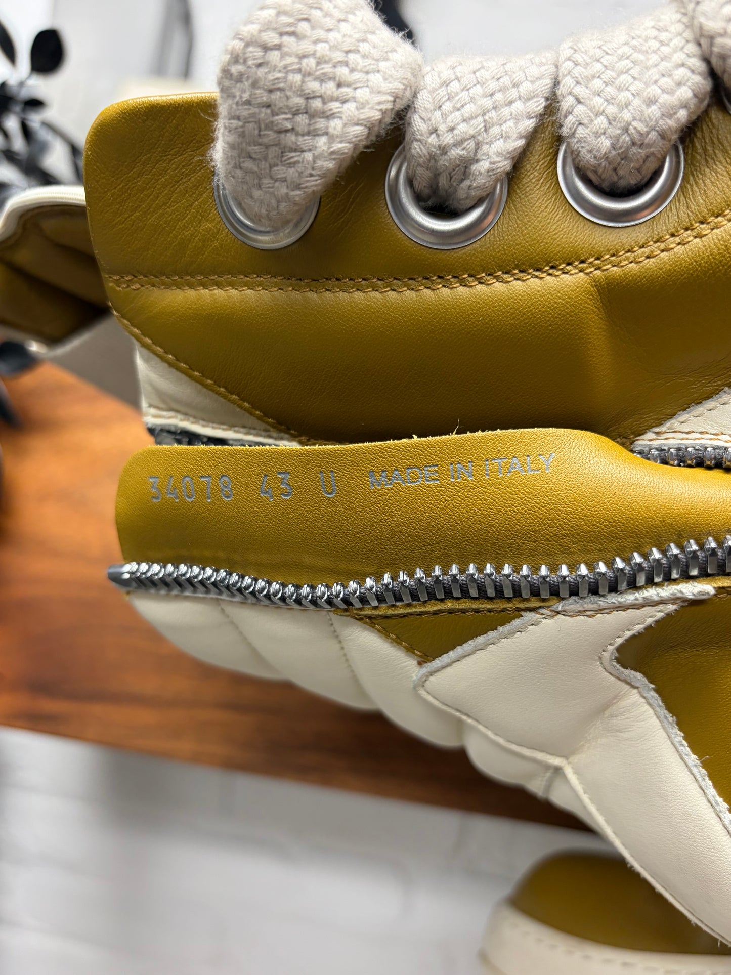 Rick Owens ‘Sulphate’ Geobasket Jumbo Lace Leather High Top Sneakers