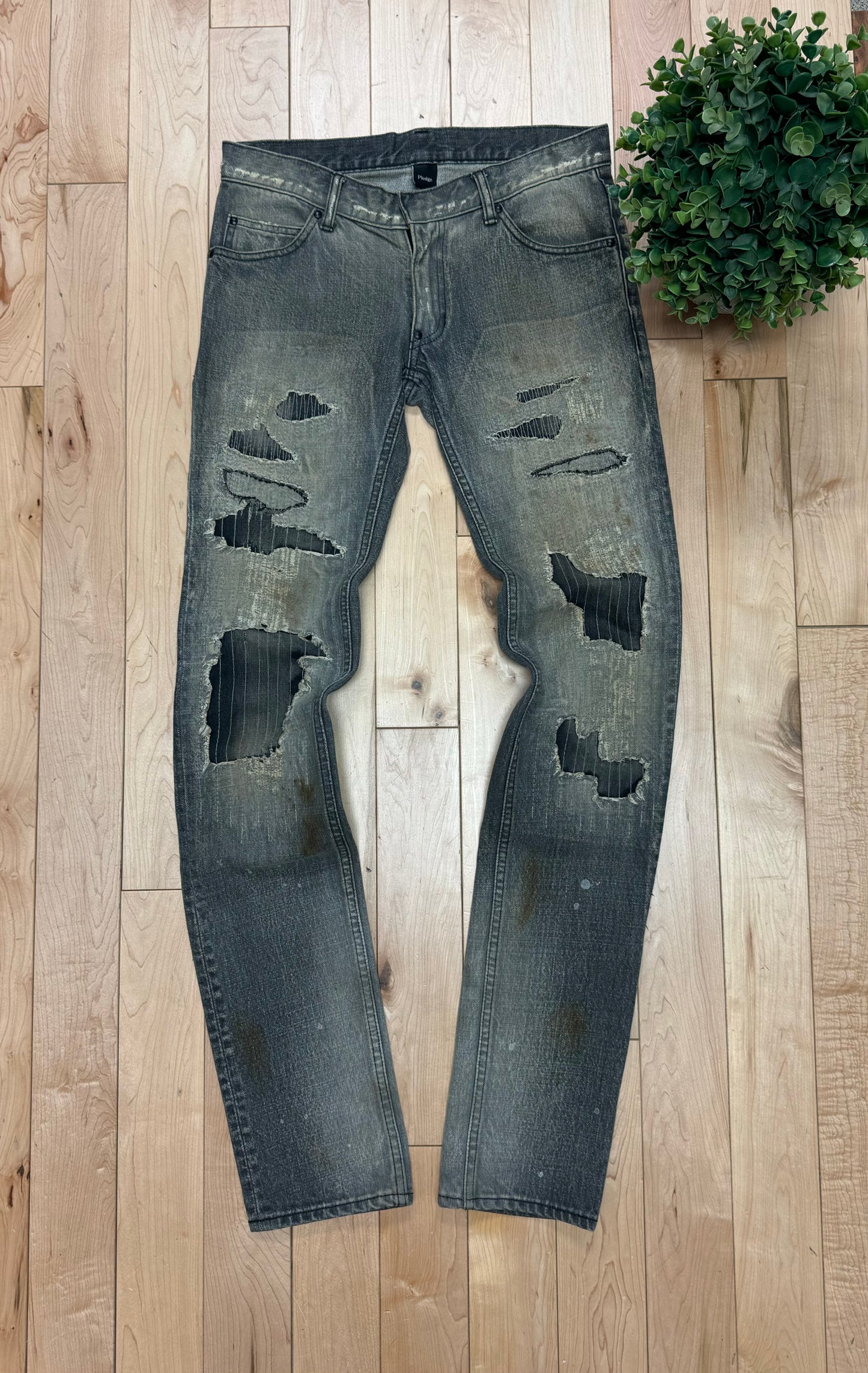 Pledge Distressed Repair Black Slim/Skinny Jeans