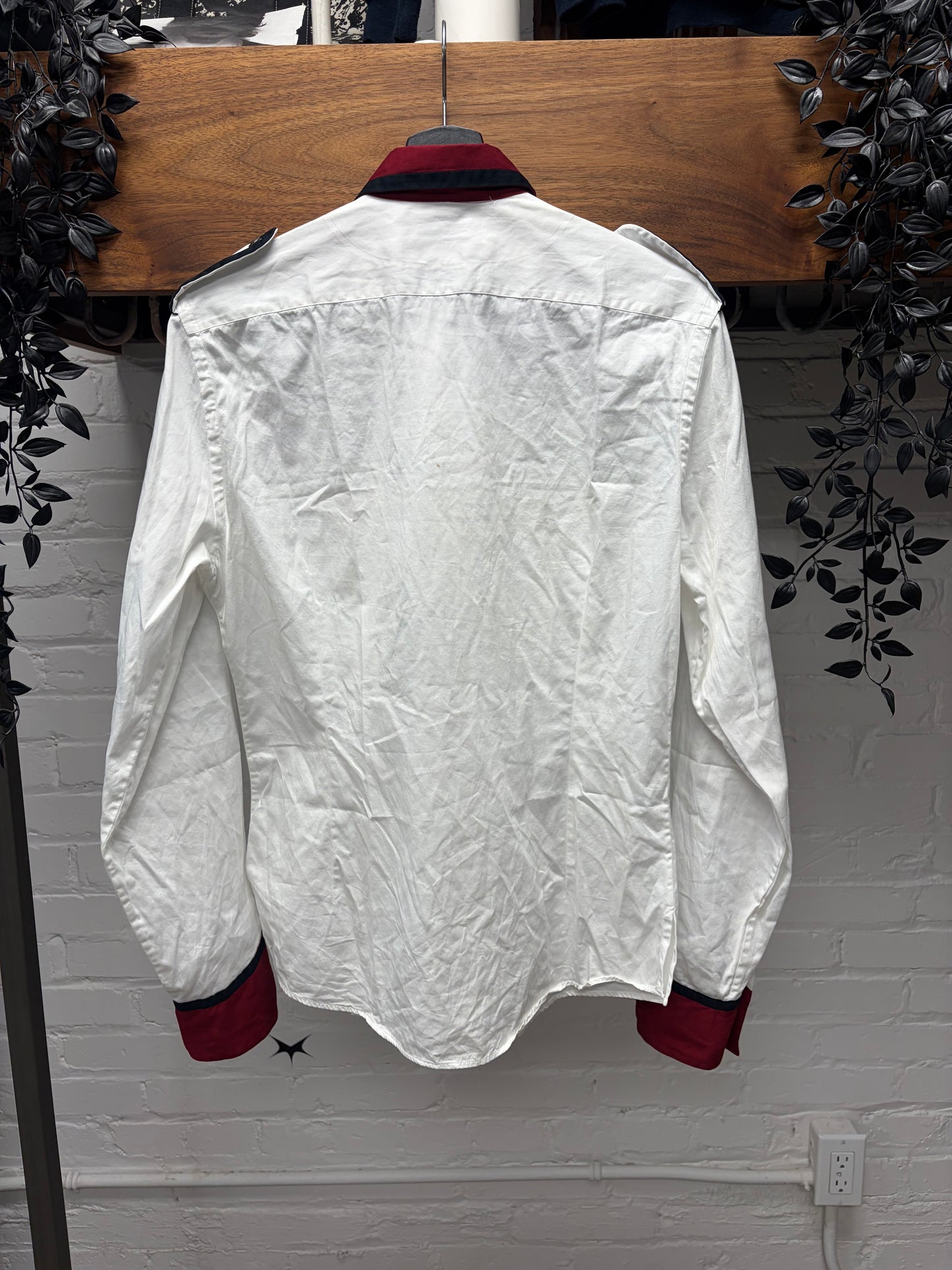 AW2008 Gucci by Frida Giannini Military Inspired Red/Navy Epaulette Detailed Button Up Shirt