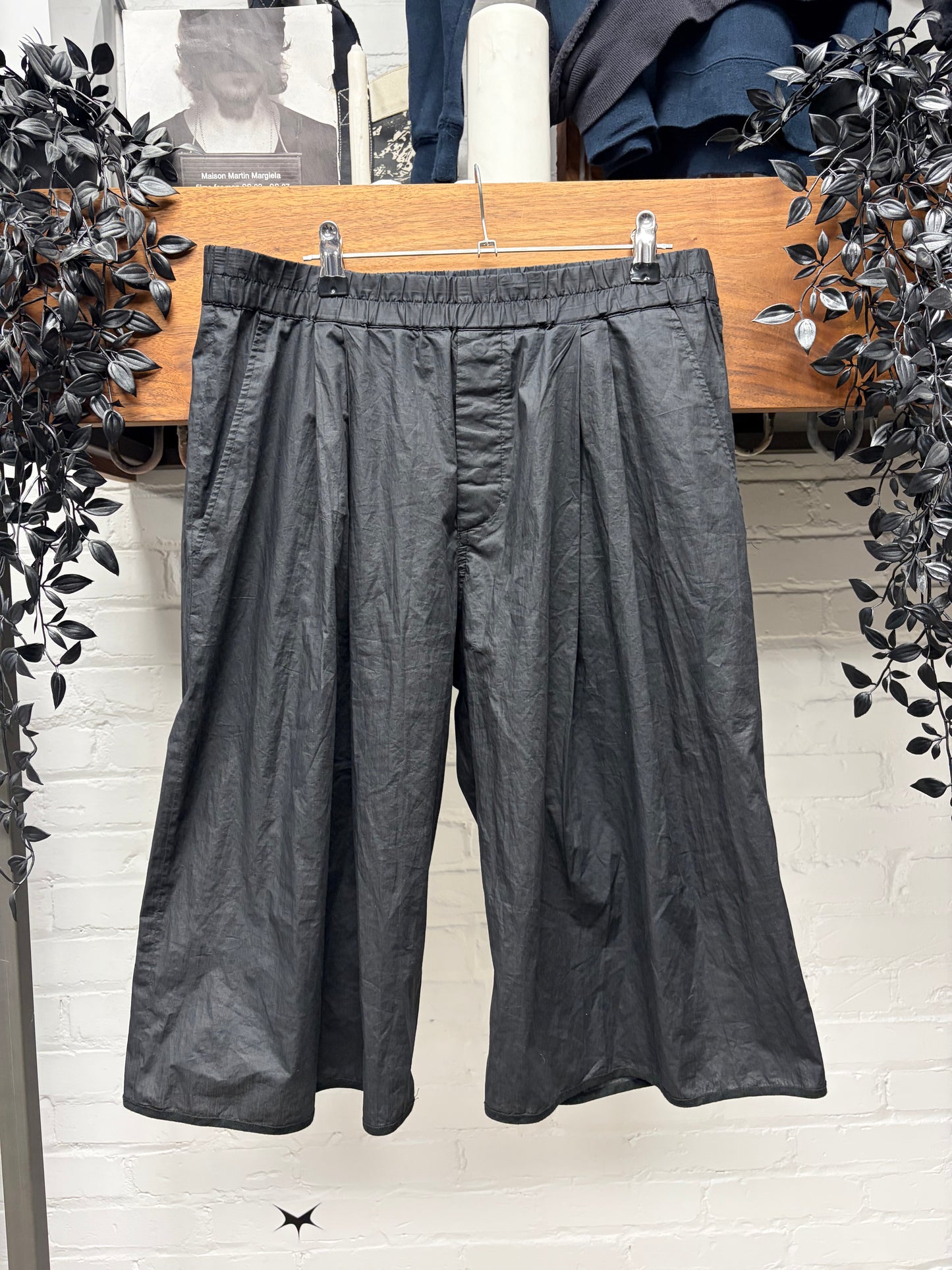 Kris Van Assche Lightweight Black Cotton Knee Length Shorts