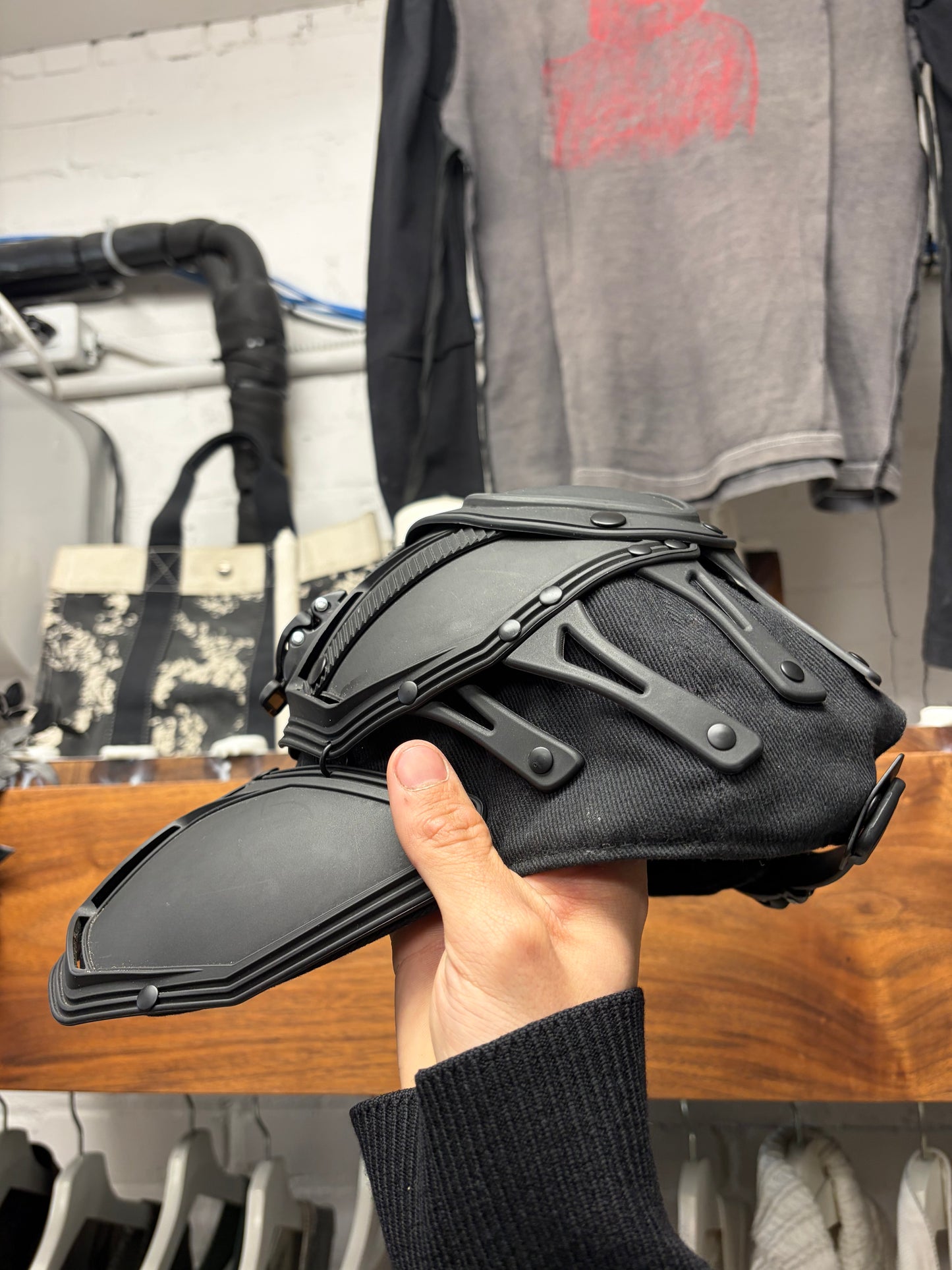 Innerraum Berlin Technical Black ‘I42 Helmet Cap’