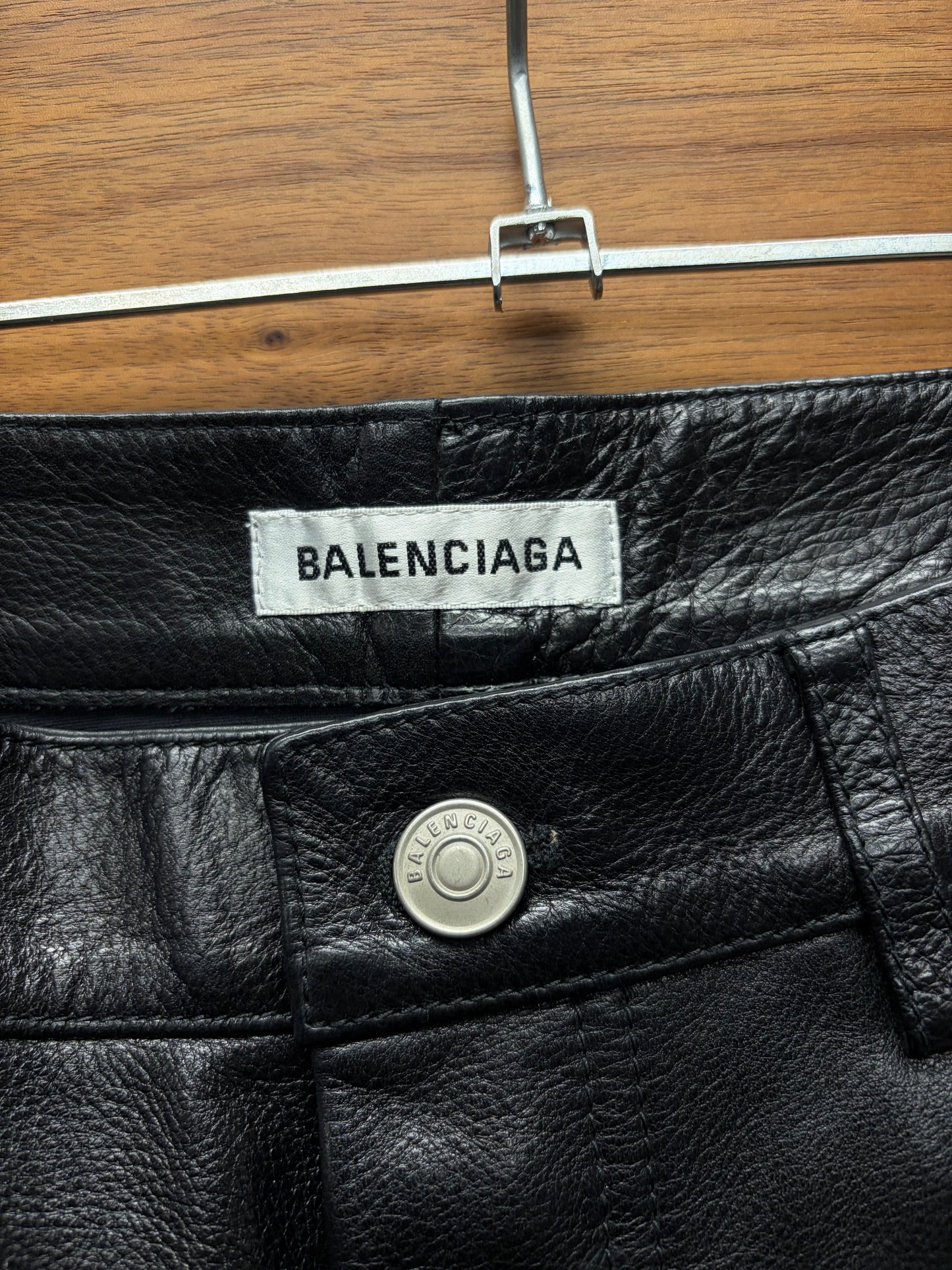 2018 Balenciaga Lambskin Leather Over the Knee Baggy 3/4 Length Shorts
