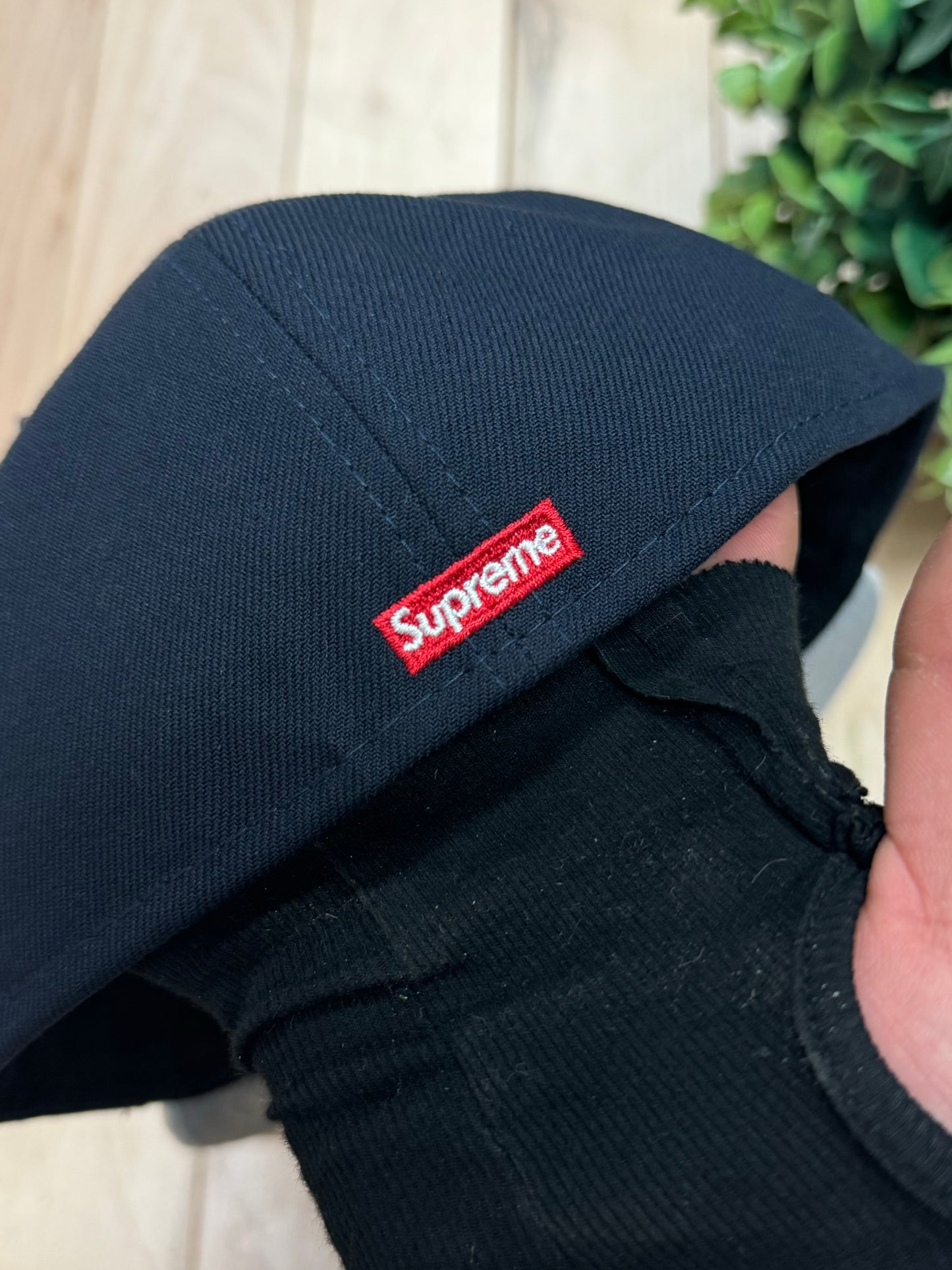 Supreme ‘New York Kings’ Fitted Hat