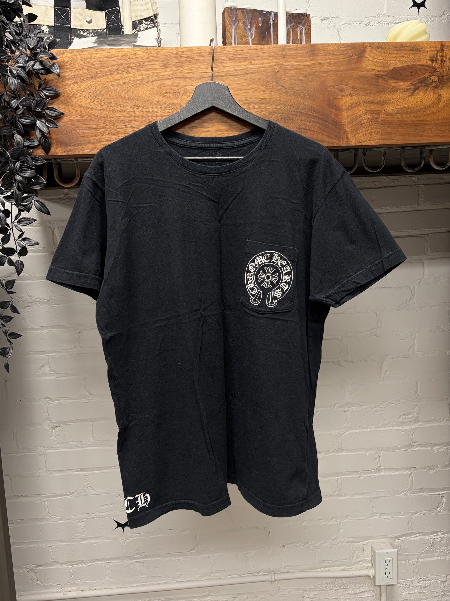 Chrome Hearts ‘Taipei’ Store Exclusive Faded Black Horseshoe Logo T-Shirt