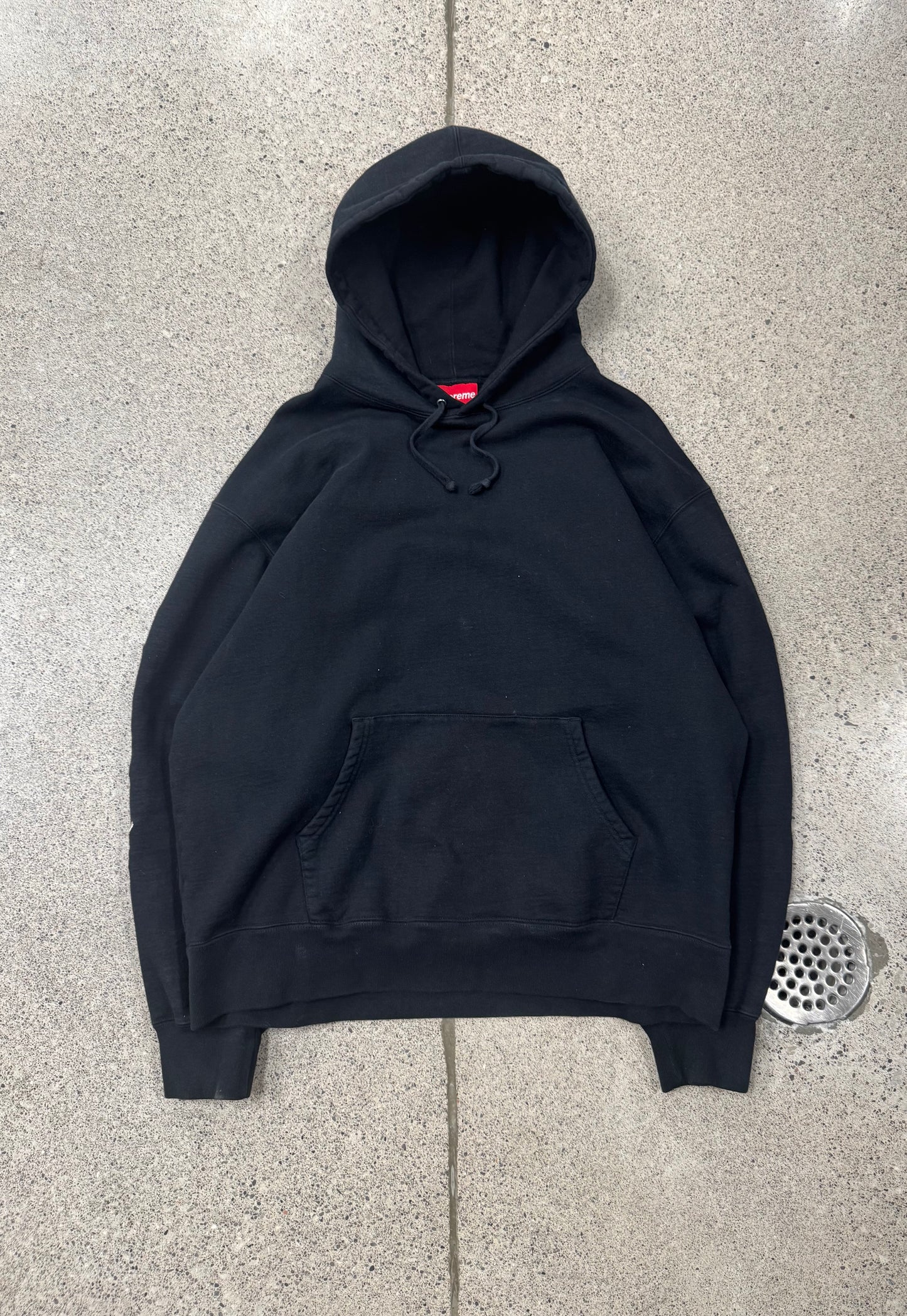 AW2021 Supreme ‘Angel Wings’ Black Pullover Hoodie