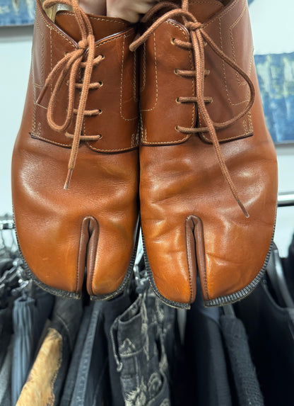 Maison Margiela ‘Tabi’ Split Toe Leather Lace-Up Derbies