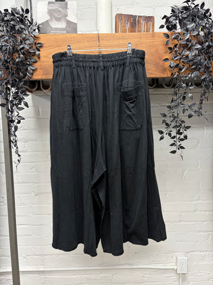 SS2016 Yohji Yamamoto ‘S’yte’ 3/4 Length Cotton Drawstring Shorts
