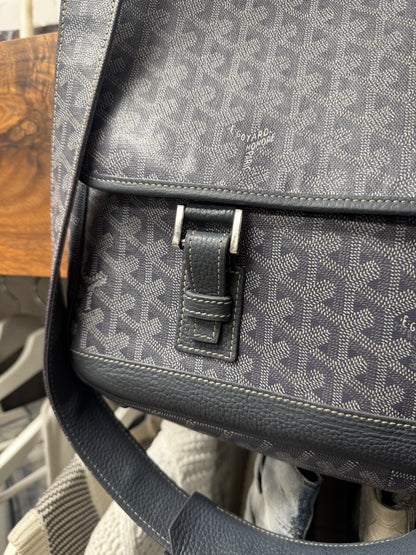 2013 Goyard ‘Grand Bleu’ GM Grey Leather Messenger Bag