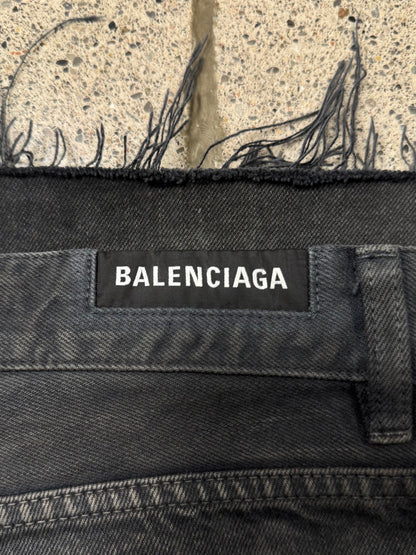 SS2023 Balenciaga ‘Mudshow’ Over-Knee Length Cutoff Denim Shorts