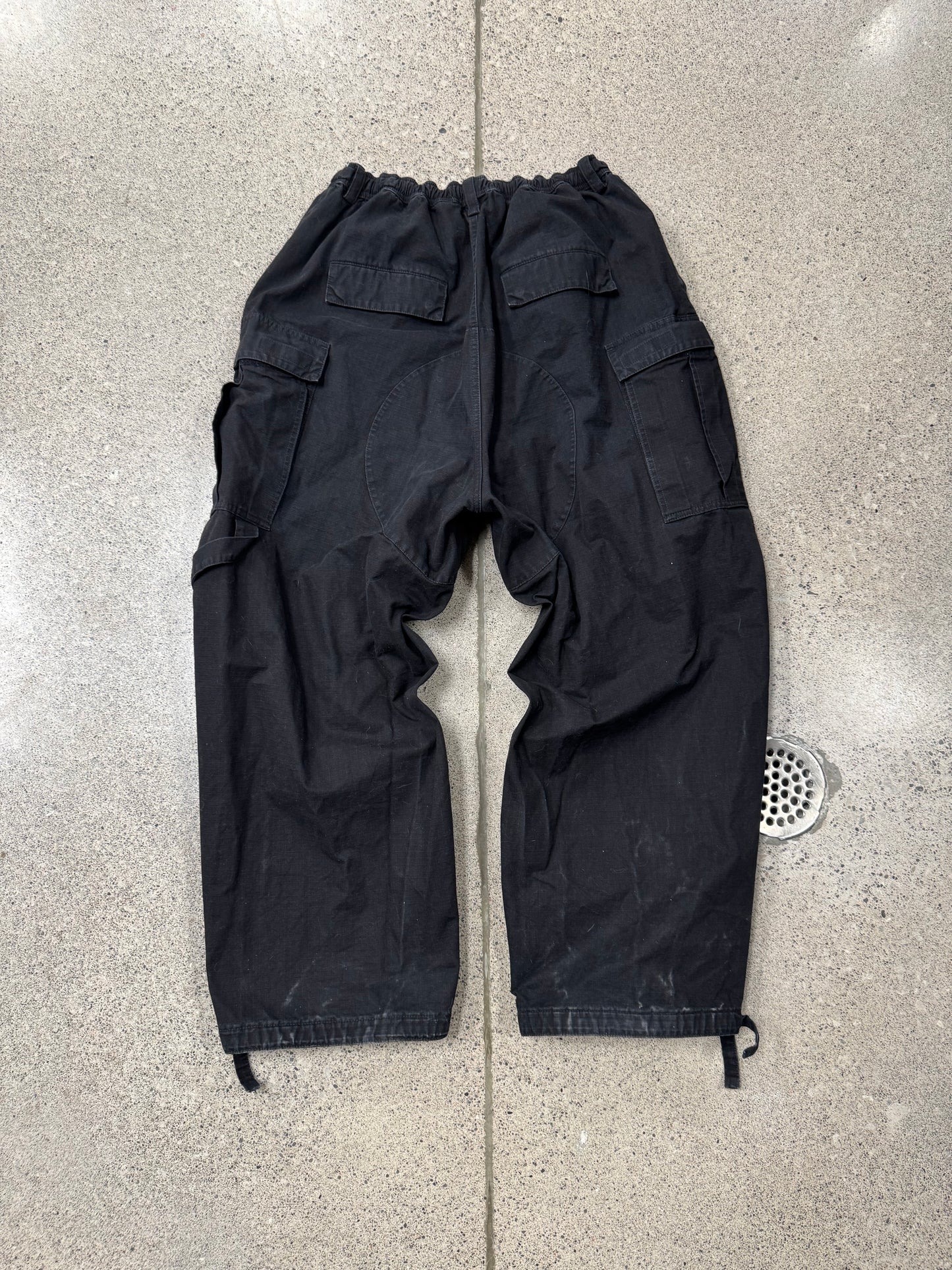 AW2022 Balenciaga ‘Ripstop’ Wide Leg Black Cargo Pants