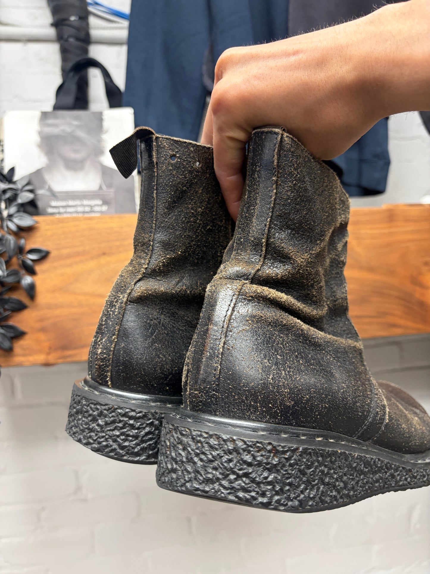 AW2009 Rick Owens ‘Crust’ Natural Brown Patina Blistered Leather ‘Creeper’ Boots