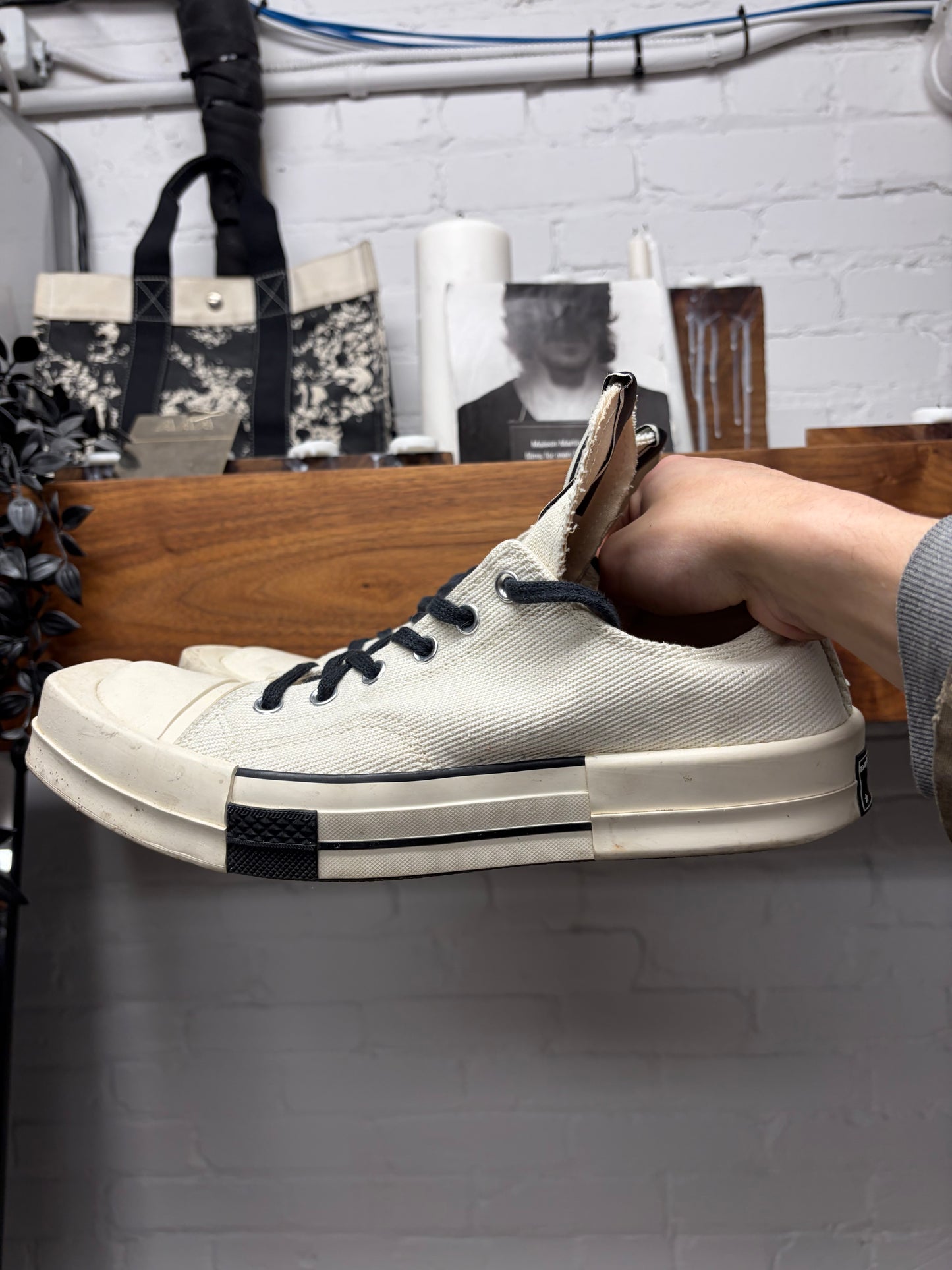 Rick Owens x Converse ‘TURBODRK’ Low Top Sneakers