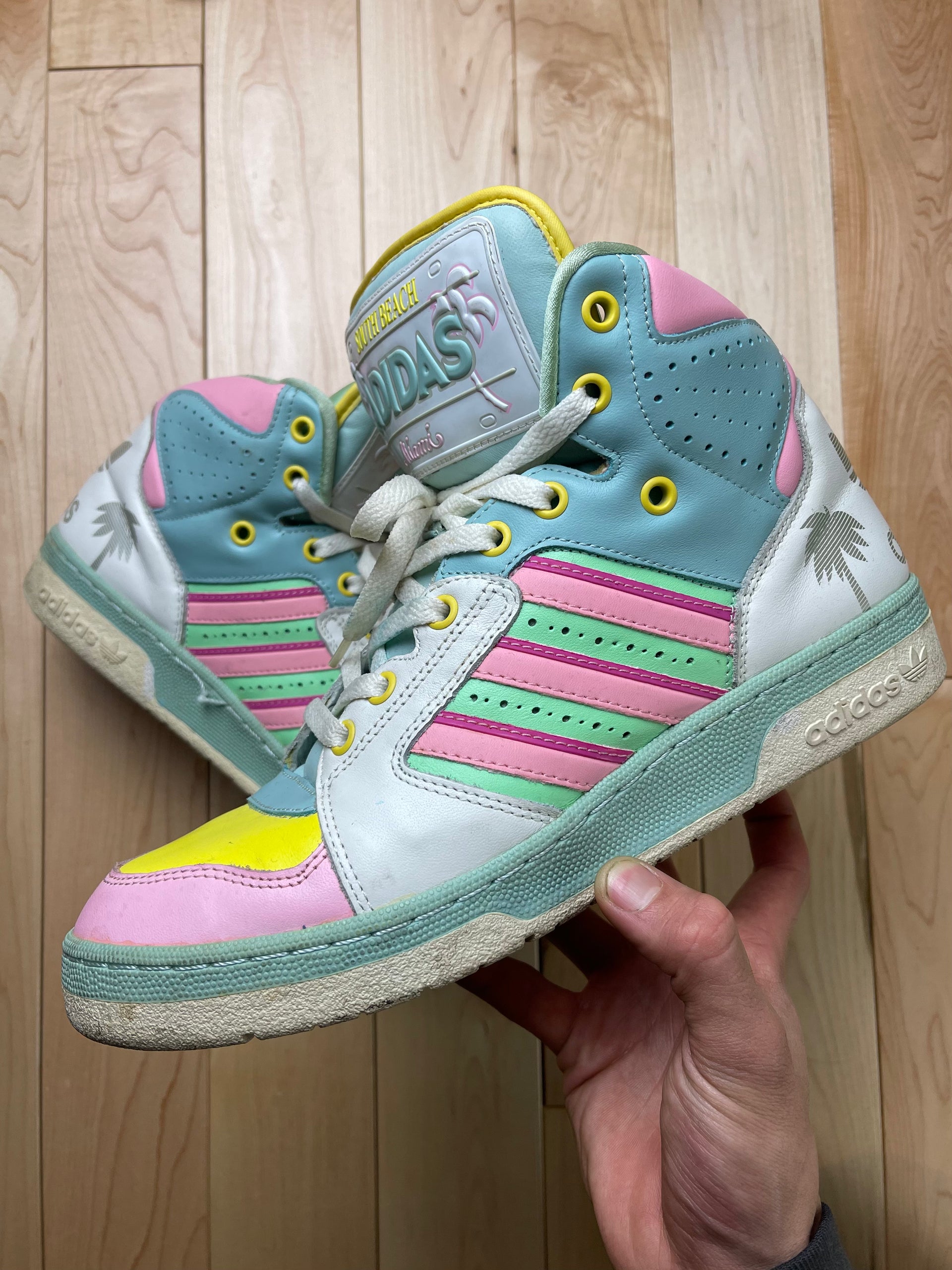 A67B4A1F-84AD-4F1E-9953-