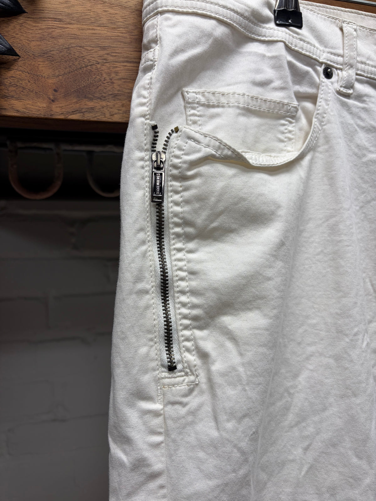 Dirk Bikkembergs White Zipper Pocket' Skinny Jeans