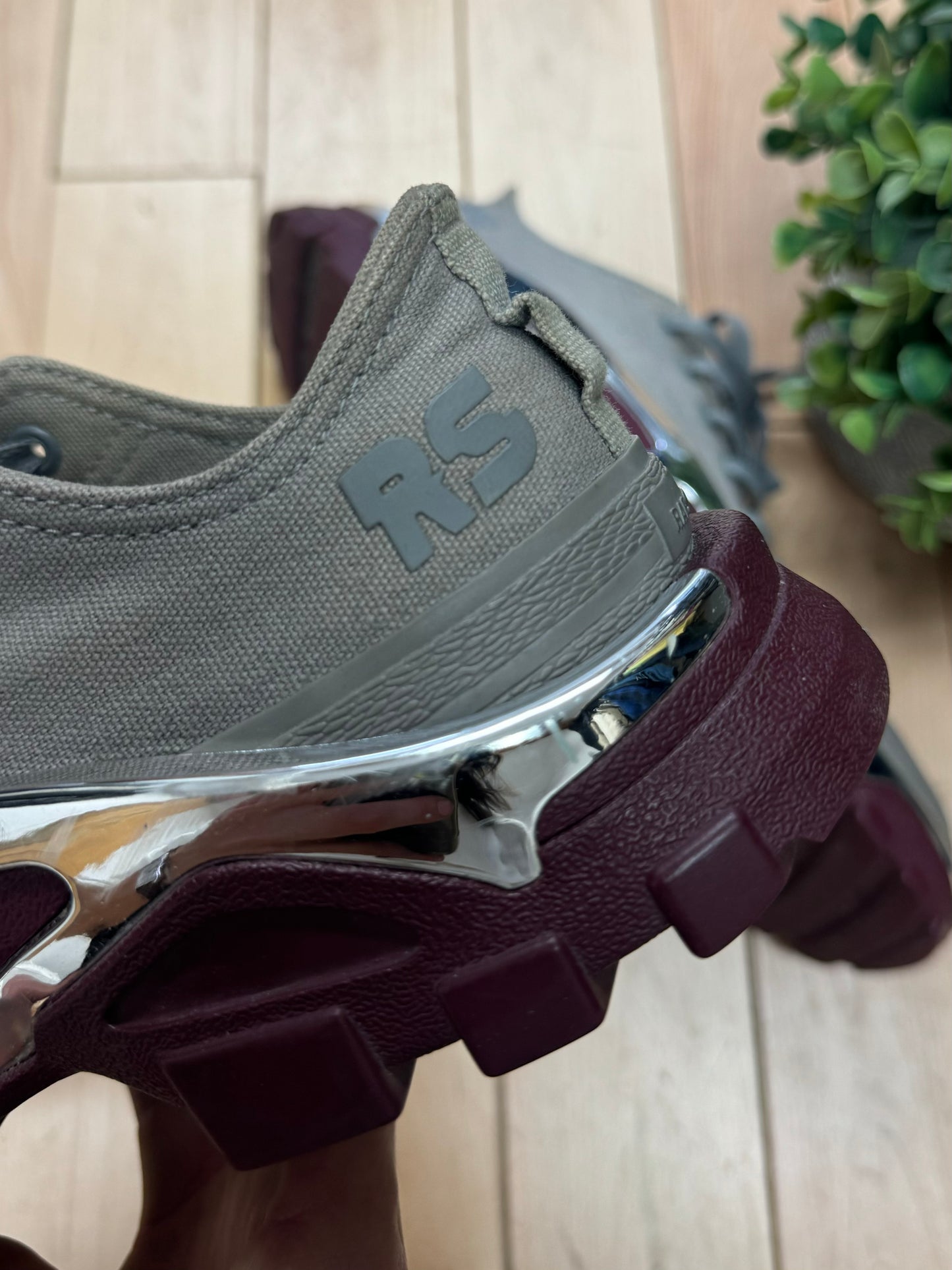 Raf Simons Detroit Runner Low Top Sneakers