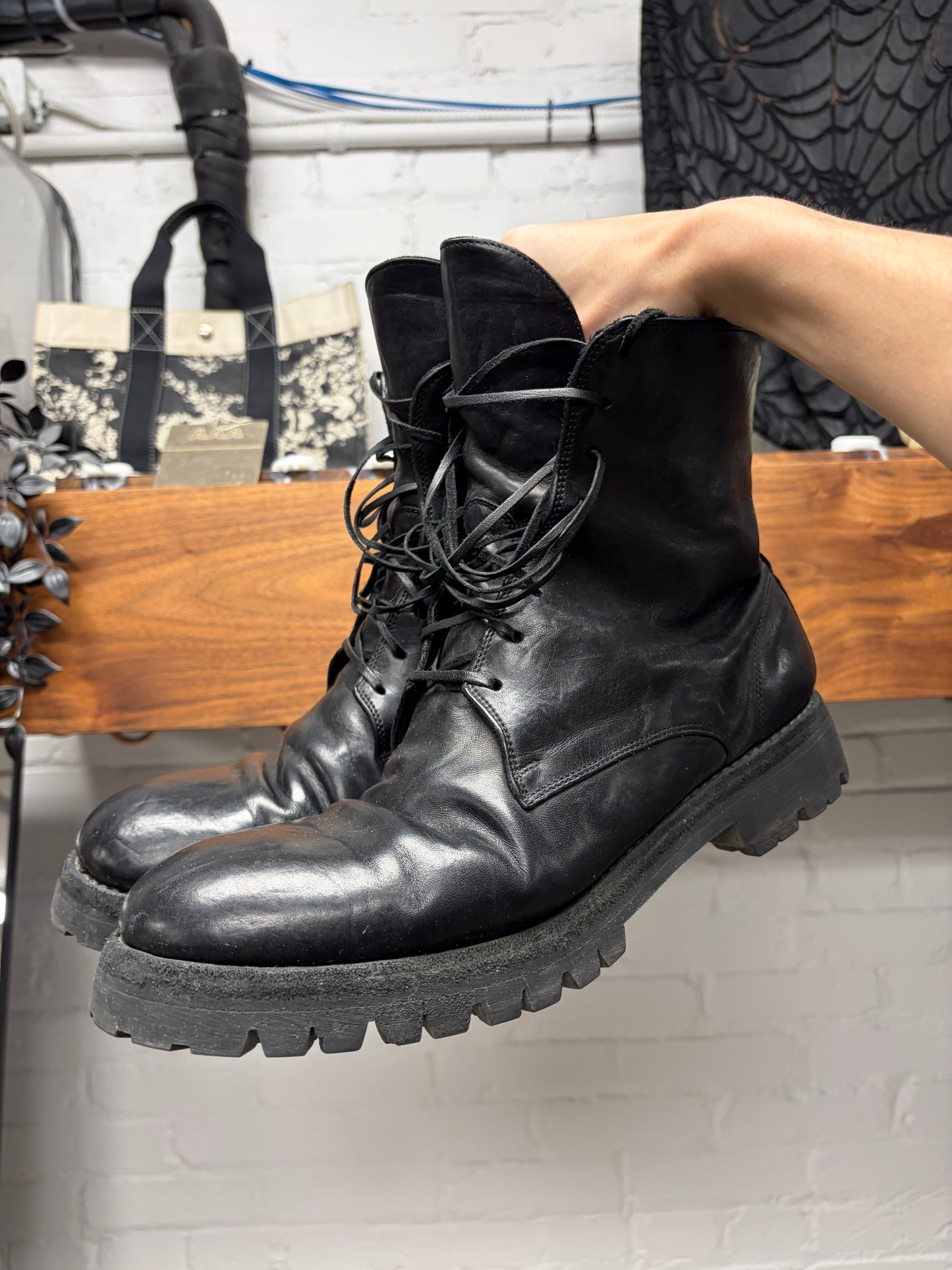 Guidi ‘795V\_N’ Full Grain Horse Leather Vibram Sole Combat Boots