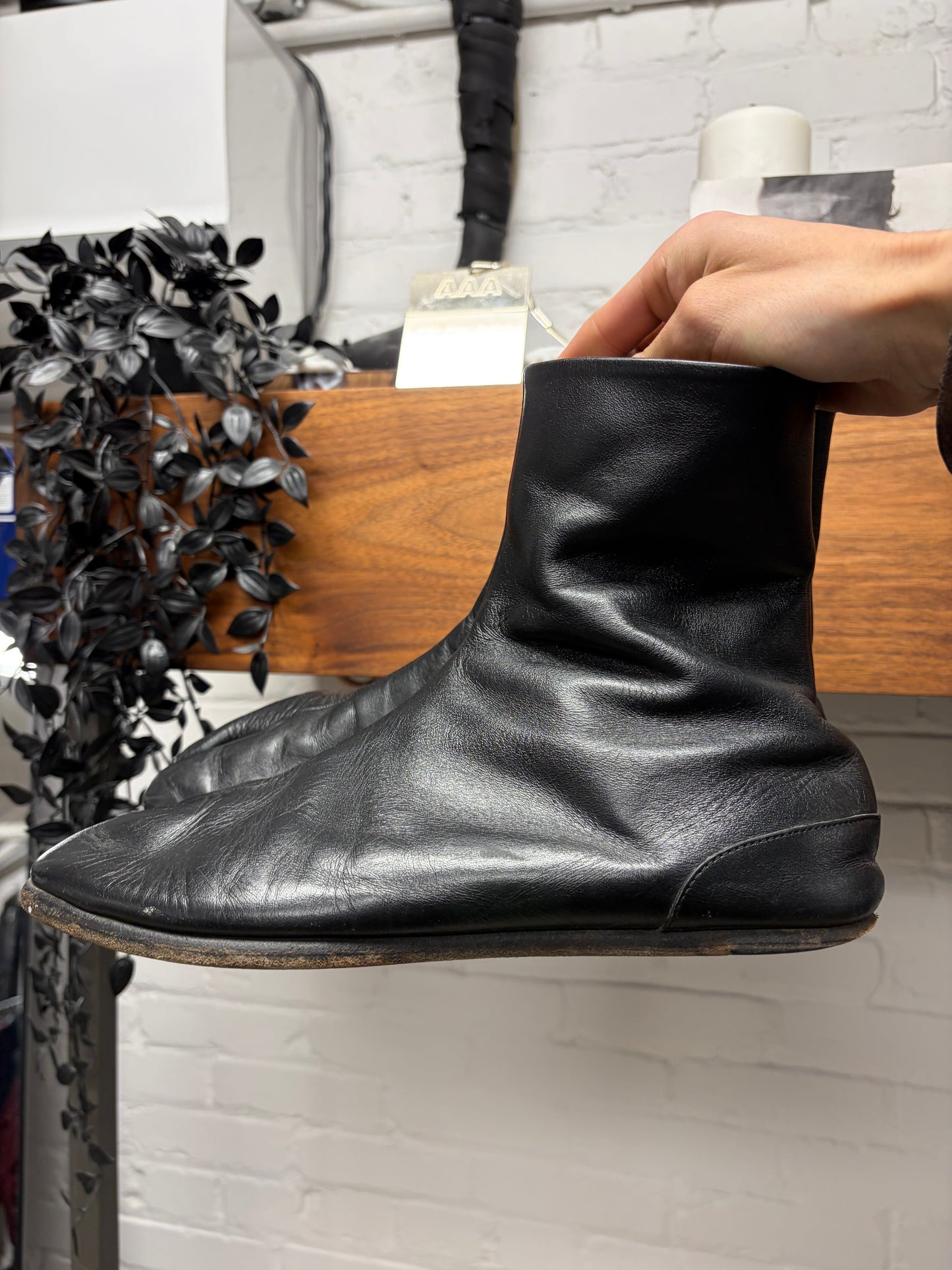 Maison Margiela ‘Tabi’ Split Toe Leather ‘Flat Sole’ Boots