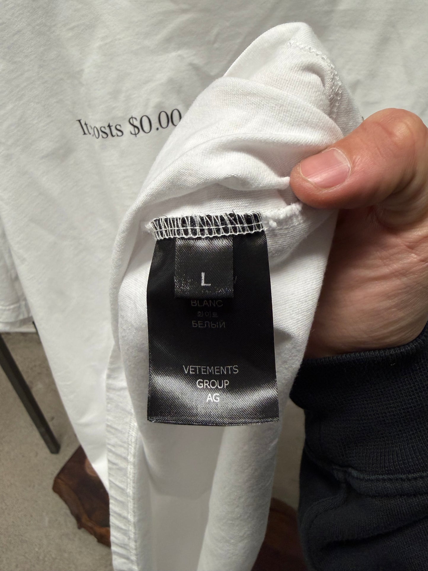 Vetements ‘It’s Free to be Nice’ Oversized White Slogan T-Shirt