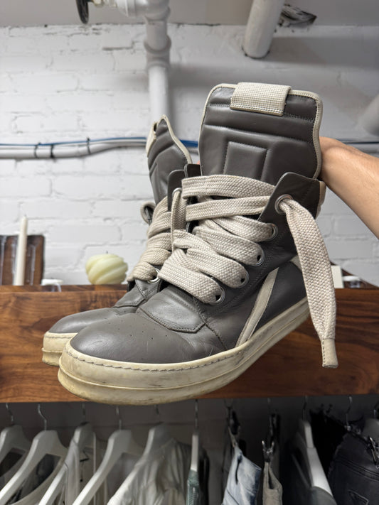Rick Owens ‘Jumbo Lace’ Grey/Milk Leather ‘Geobasket’ High Top Sneakers