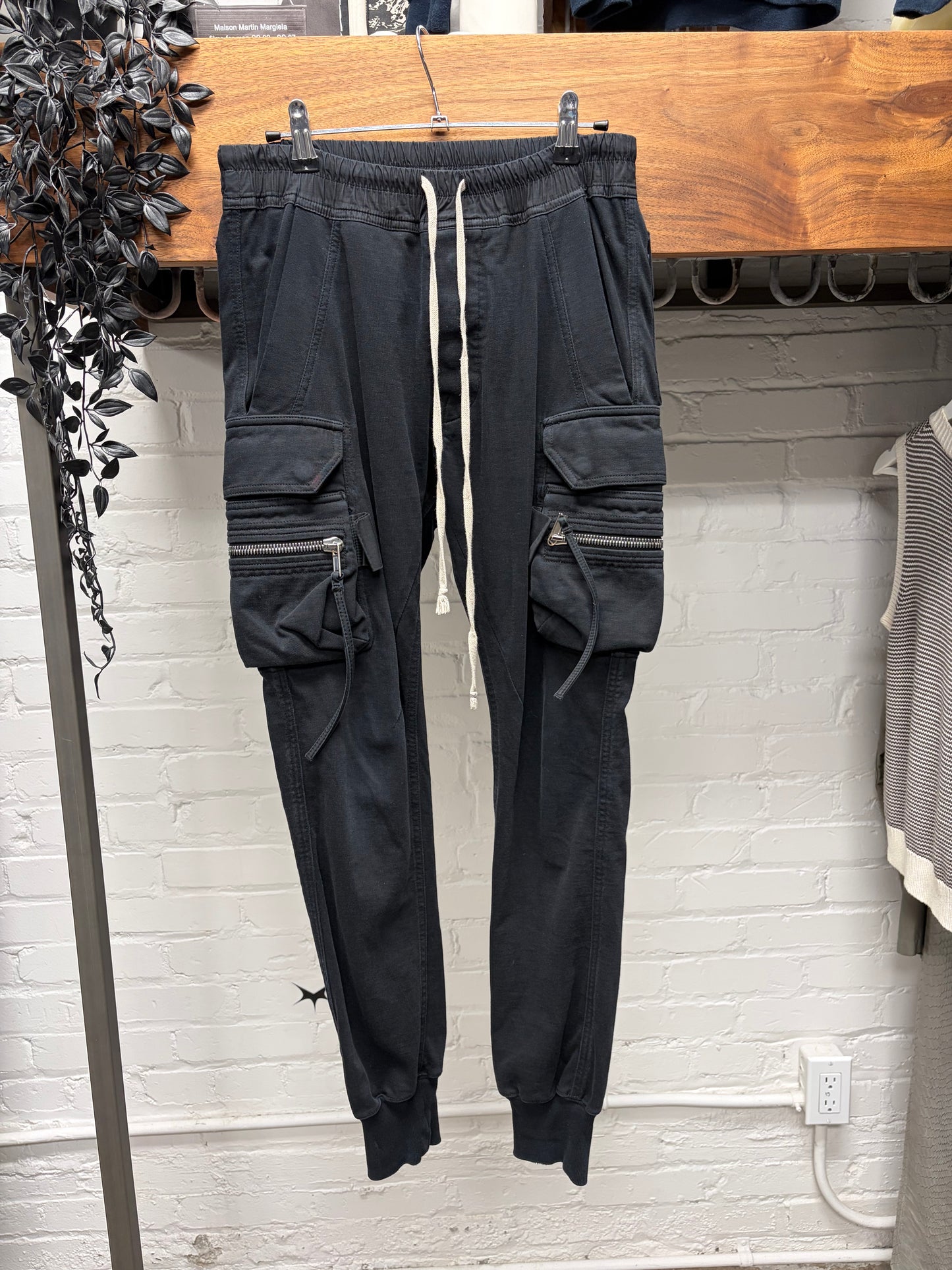 AW2017 Rick Owens ‘Glitter’ Black Drawstring Cargo Joggers