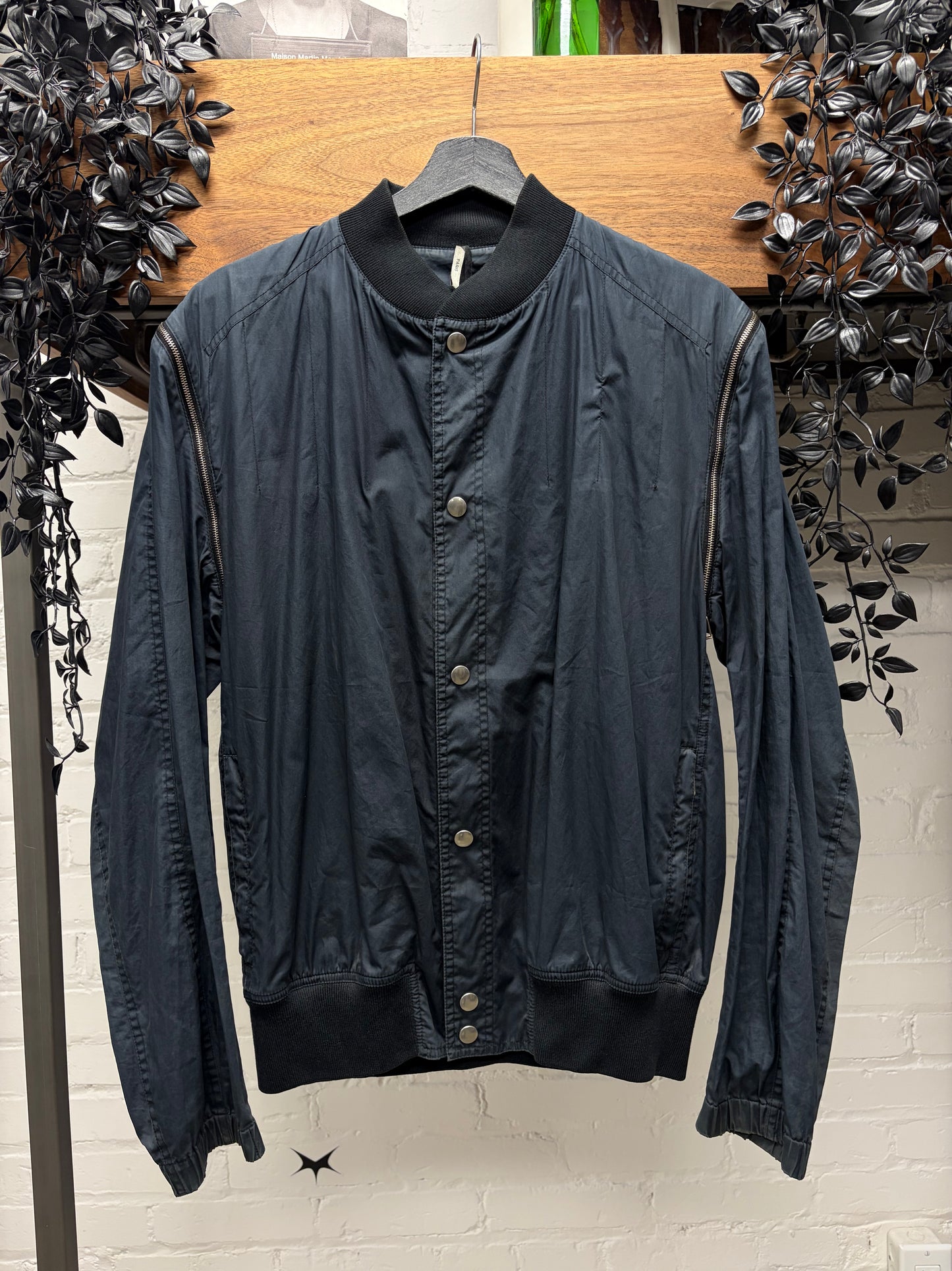 SS2003 Dior by Hedi Slimane ‘Follow Me’ Detachable Sleeve Lightweight Bomber Jacket