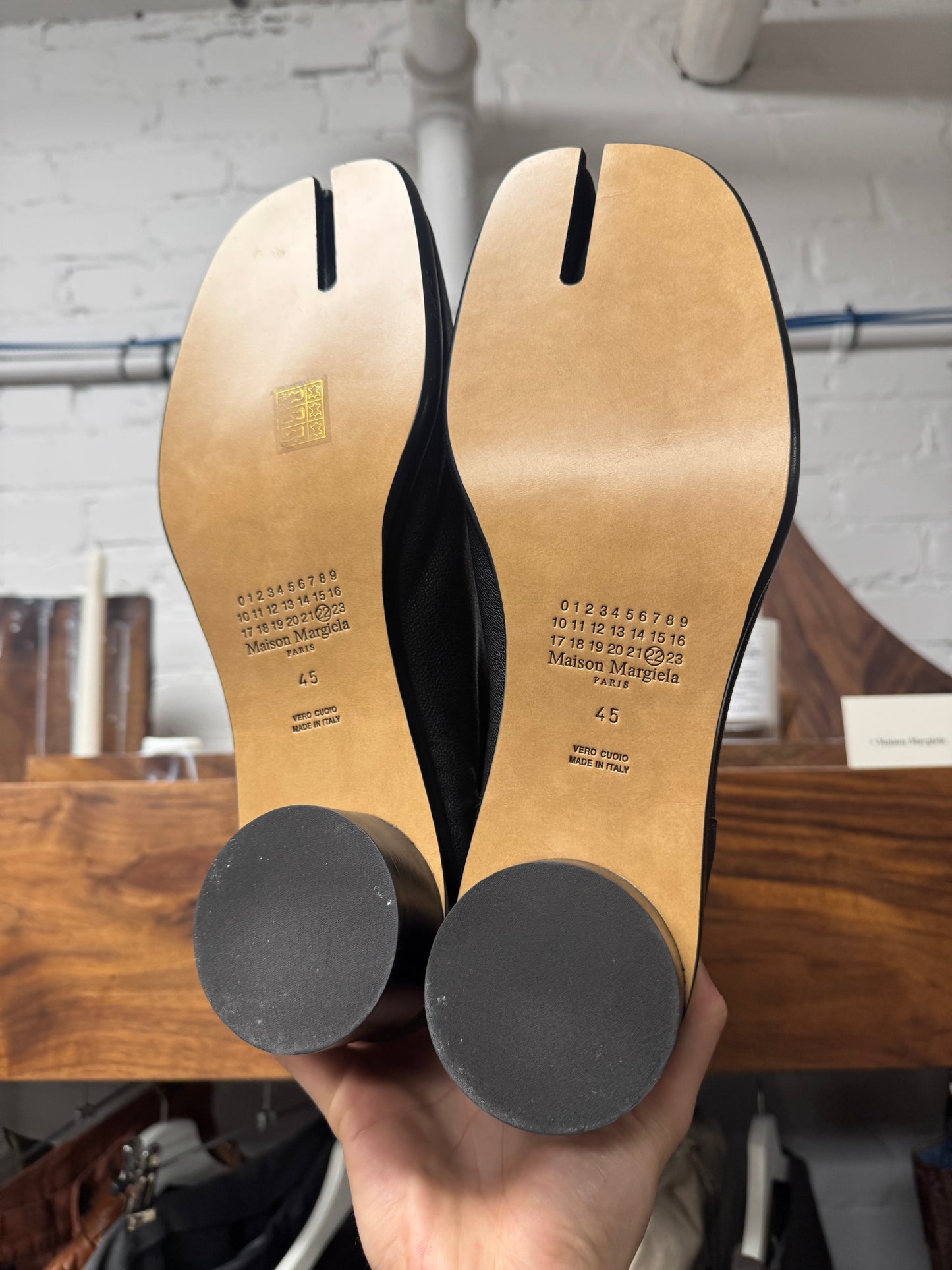 Maison Margiela ‘Tabi’ Split Toe Leather ‘Low Heel’ Boots