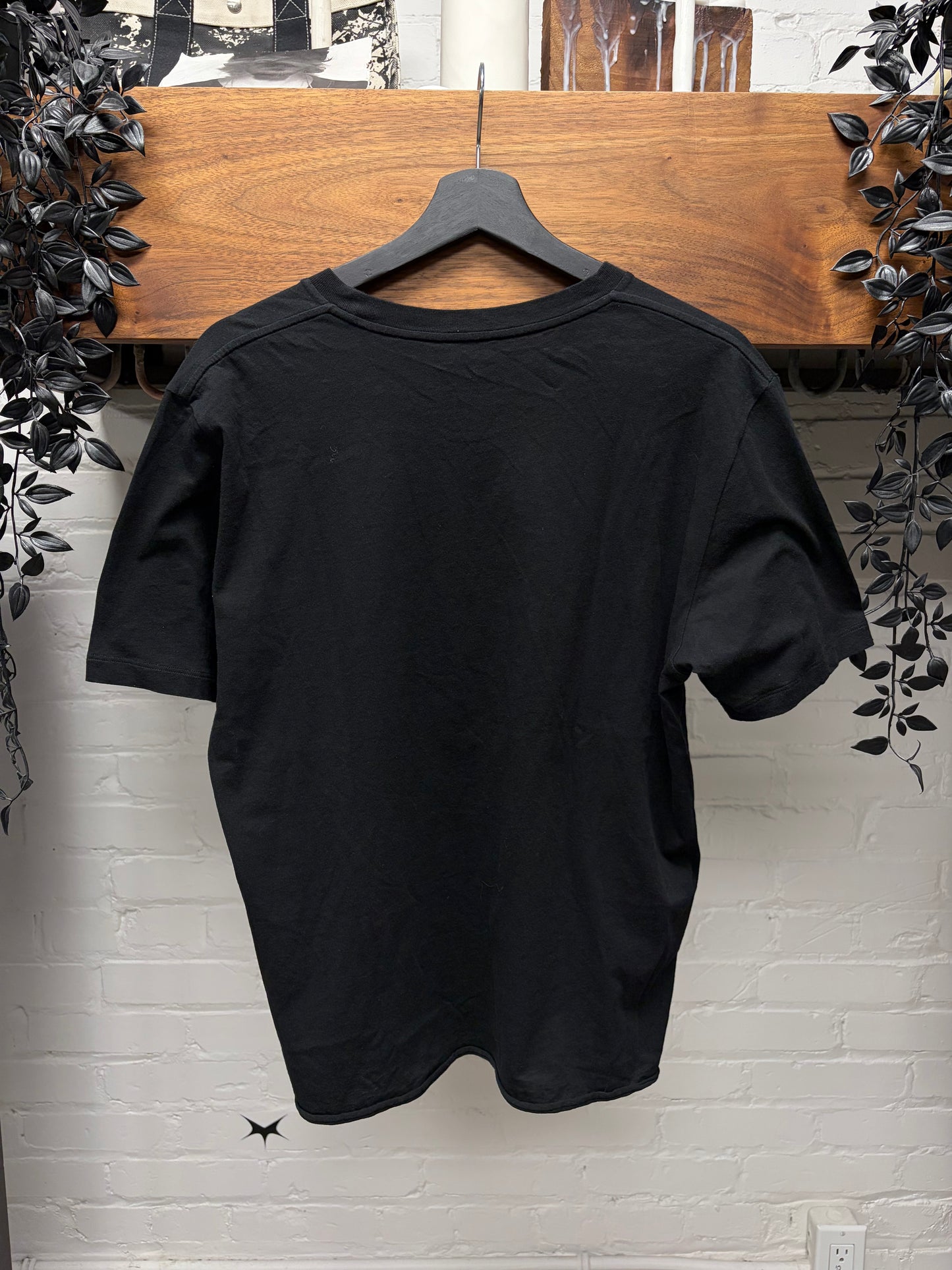 2017 Saint Laurent ‘Smoking Lips’ Black Mini Graphic T-Shirt